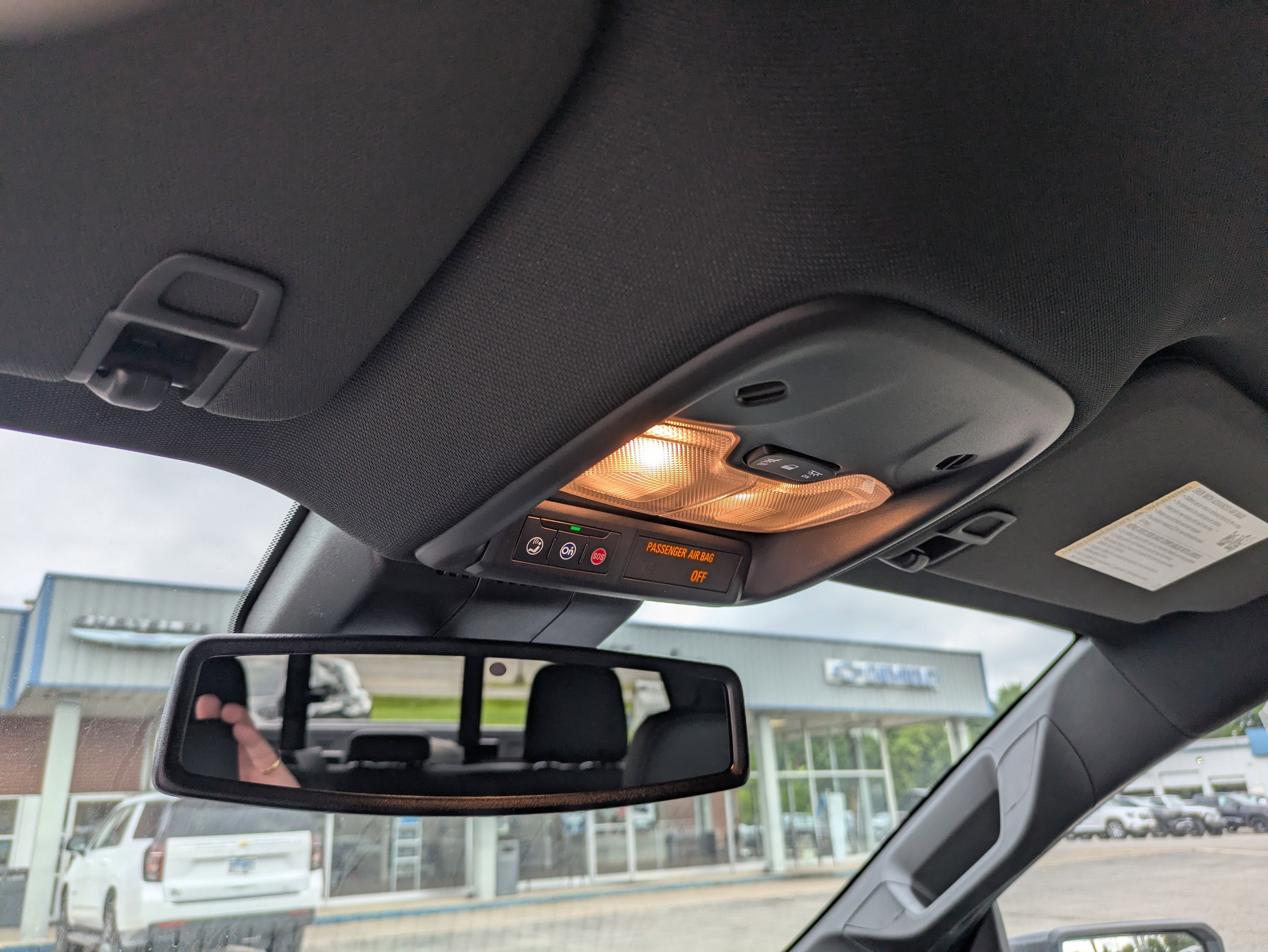 2025 Chevrolet Colorado WT/LT