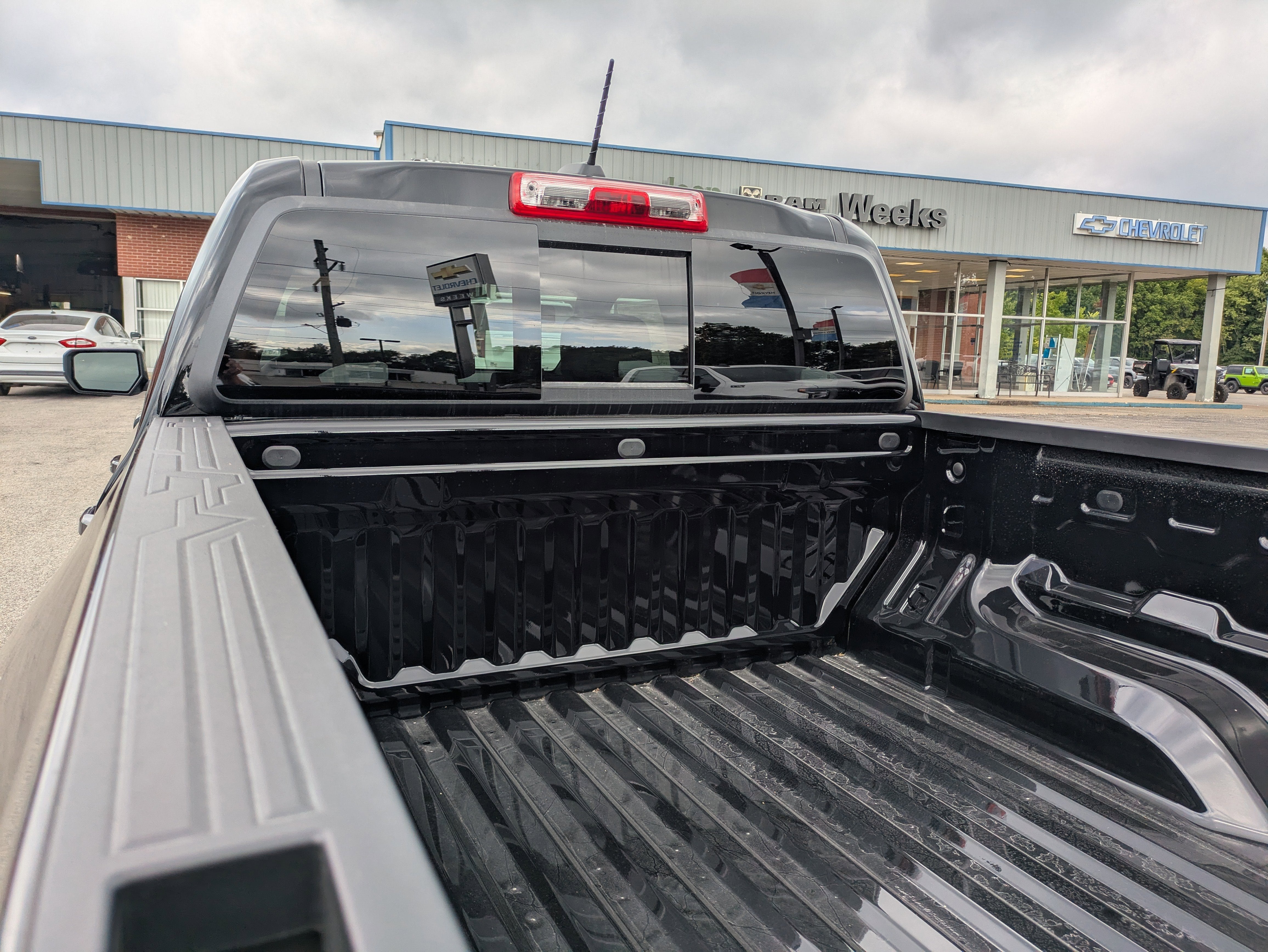 2025 Chevrolet Colorado WT/LT