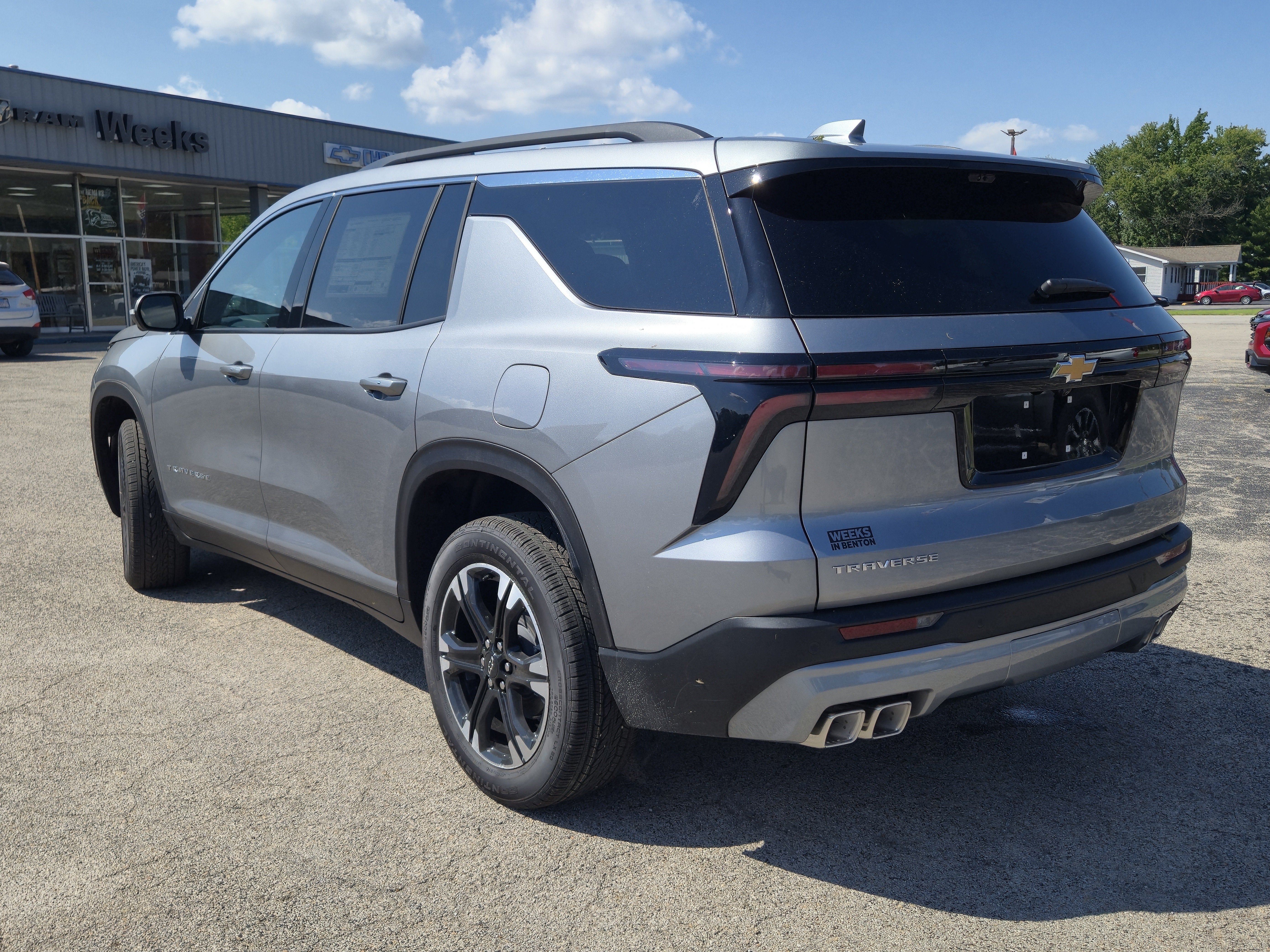 2027 Chevrolet Traverse LT