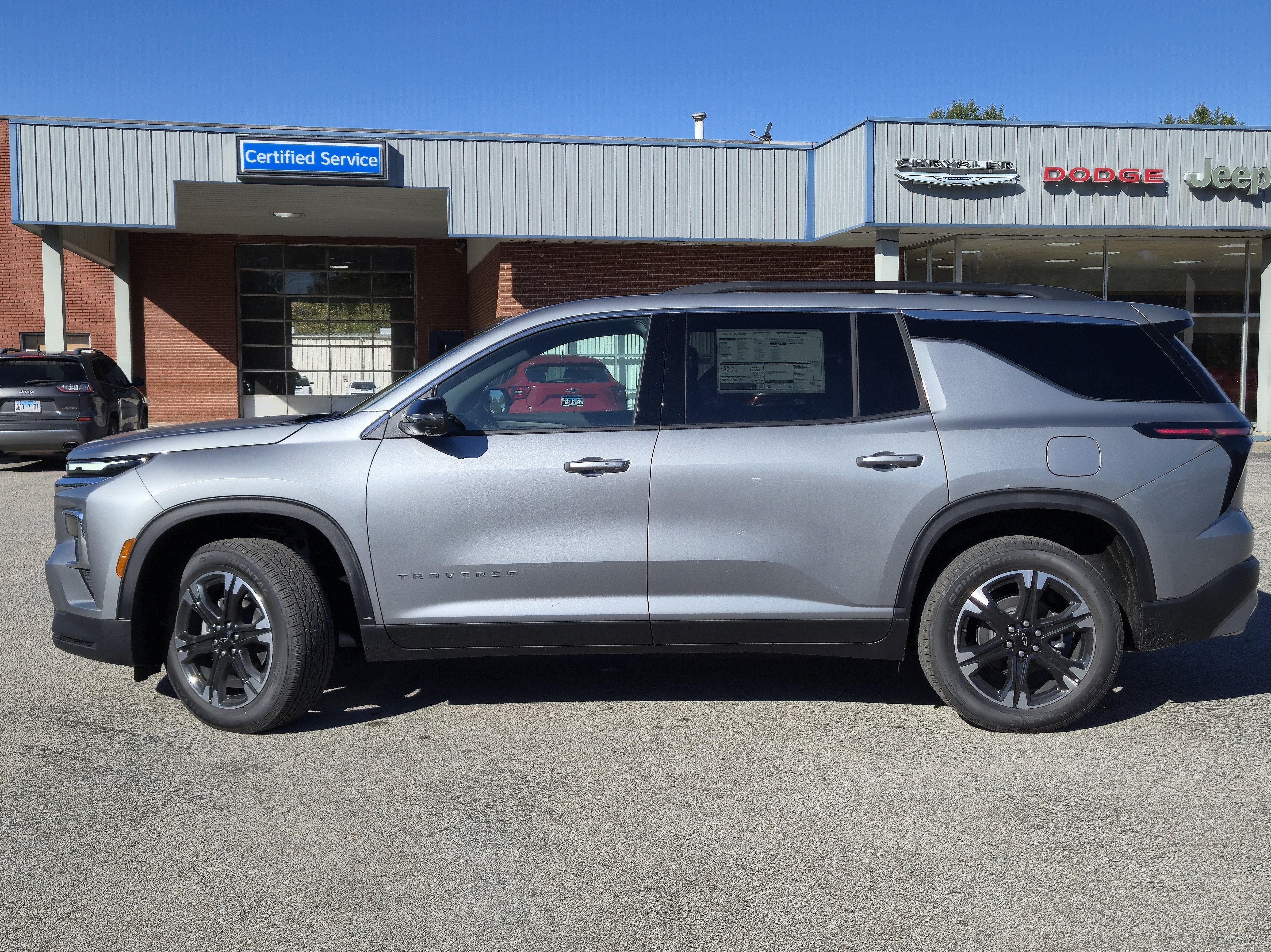 2027 Chevrolet Traverse LT