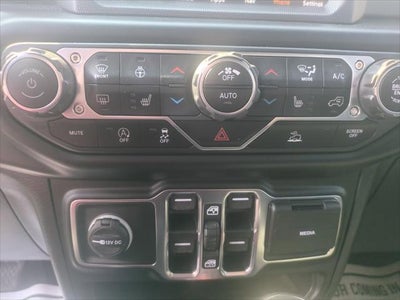 2022 Jeep Wrangler Unlimited Sahara 4x4