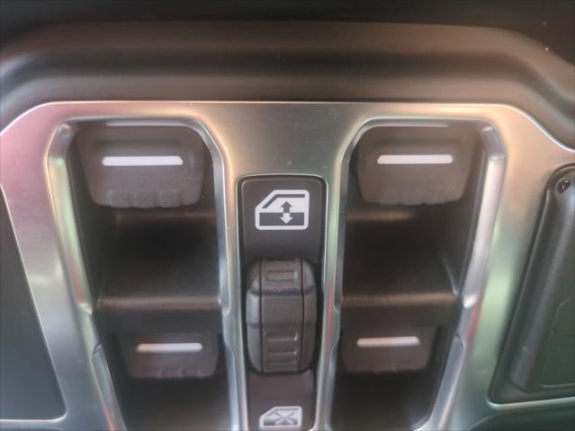 2022 Jeep Wrangler Unlimited Sahara 4x4