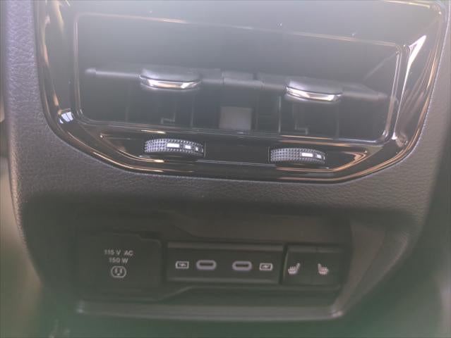 2027 Jeep Grand Cherokee GRAND CHEROKEE LIMITED 4X4