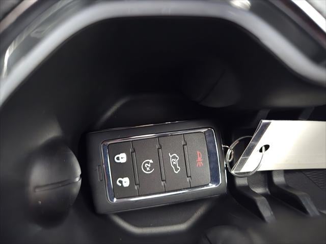 2026 Jeep Grand Cherokee GRAND CHEROKEE L LAREDO ALTITUDE 4X4