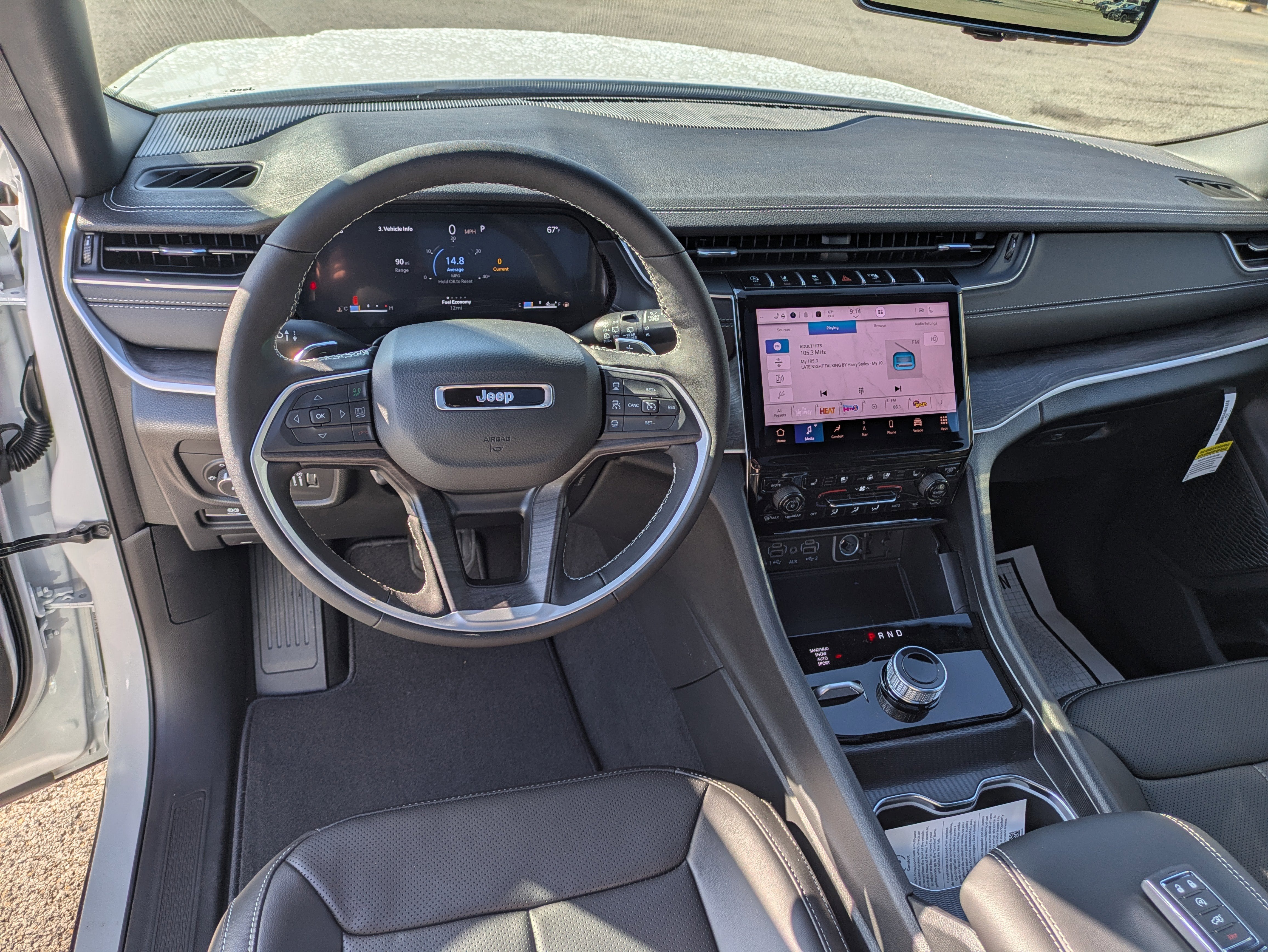 2025 Jeep Grand Cherokee GRAND CHEROKEE L LIMITED 4X4