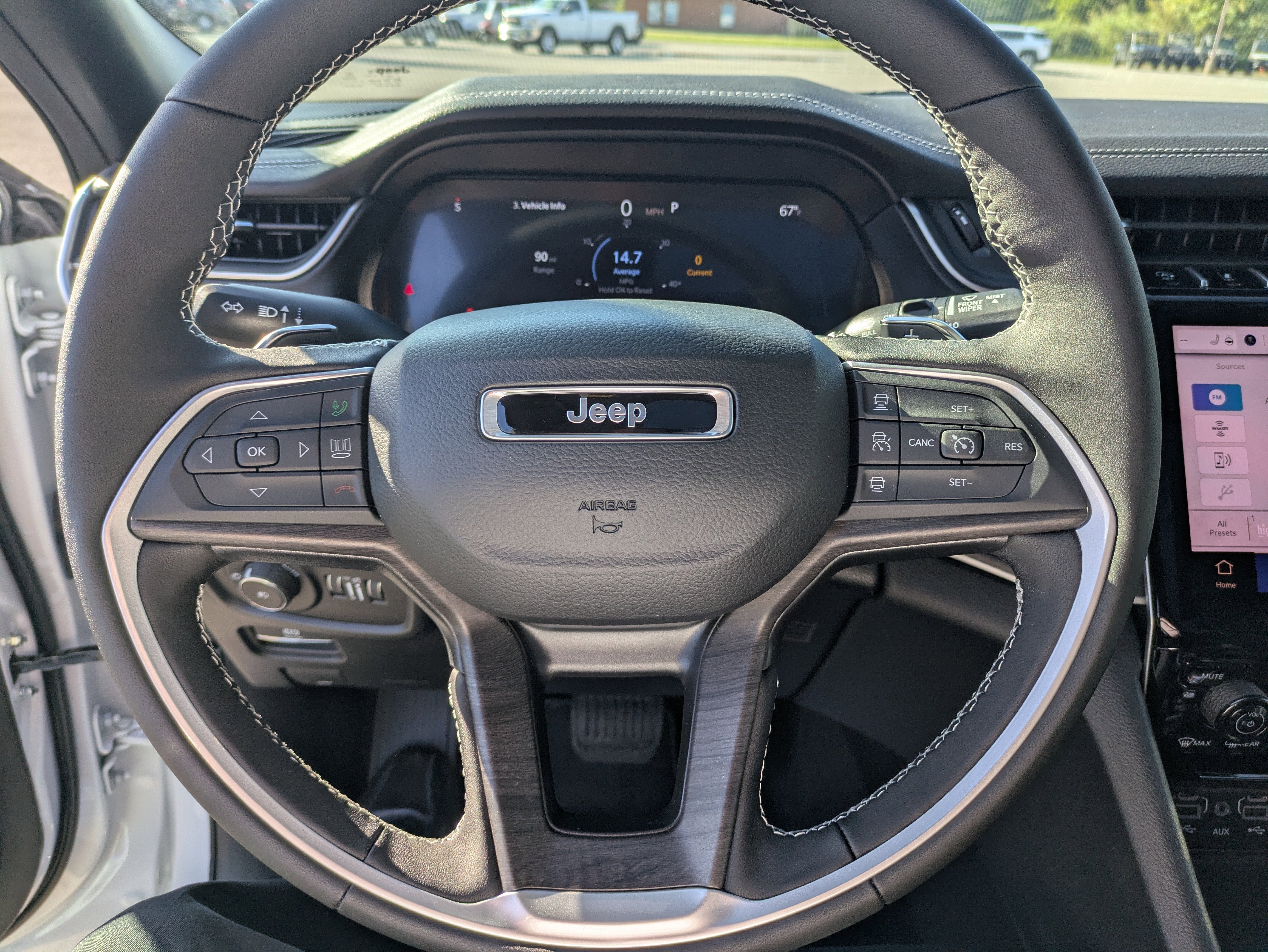 2025 Jeep Grand Cherokee GRAND CHEROKEE L LIMITED 4X4