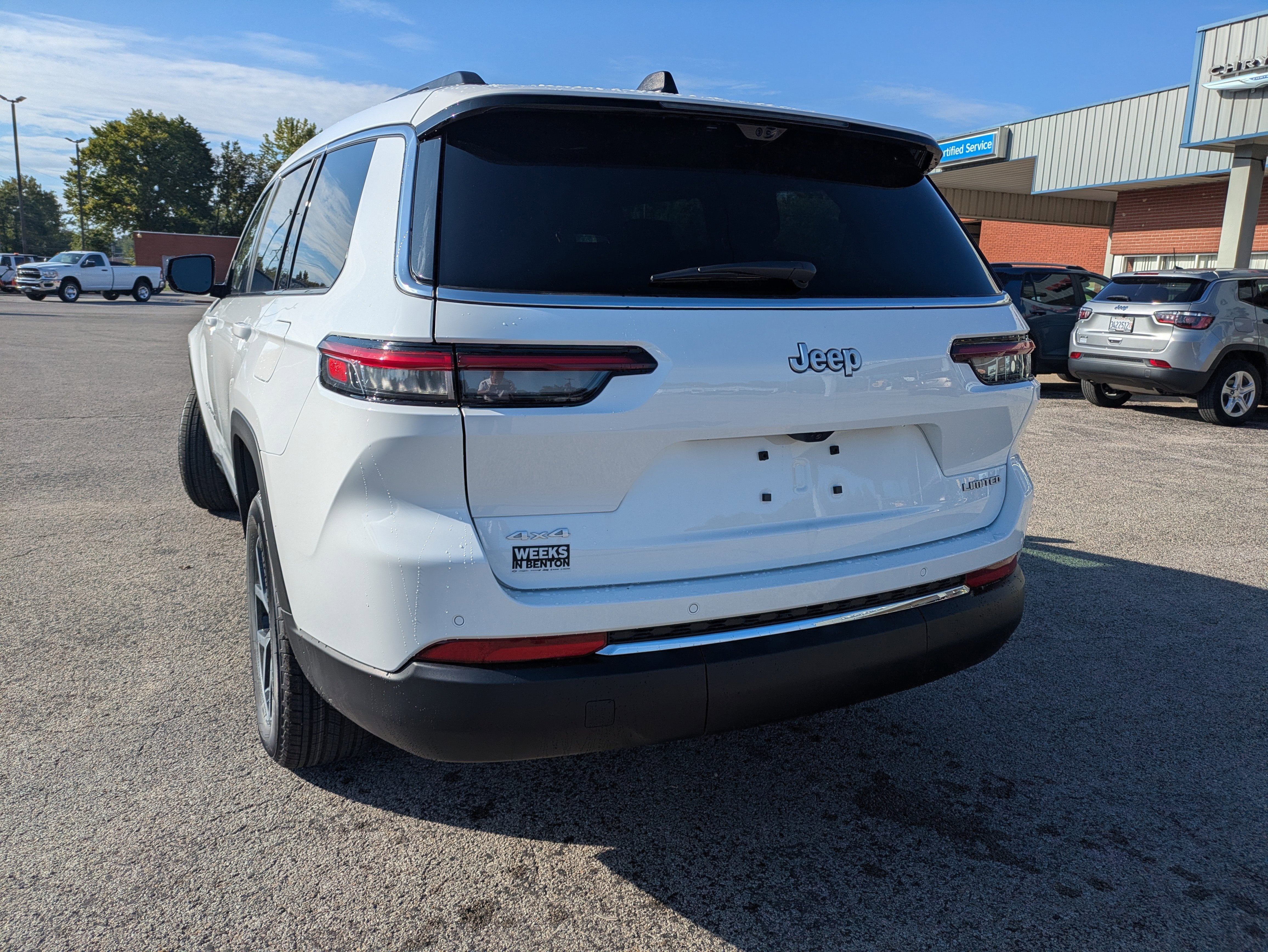 2025 Jeep Grand Cherokee GRAND CHEROKEE L LIMITED 4X4