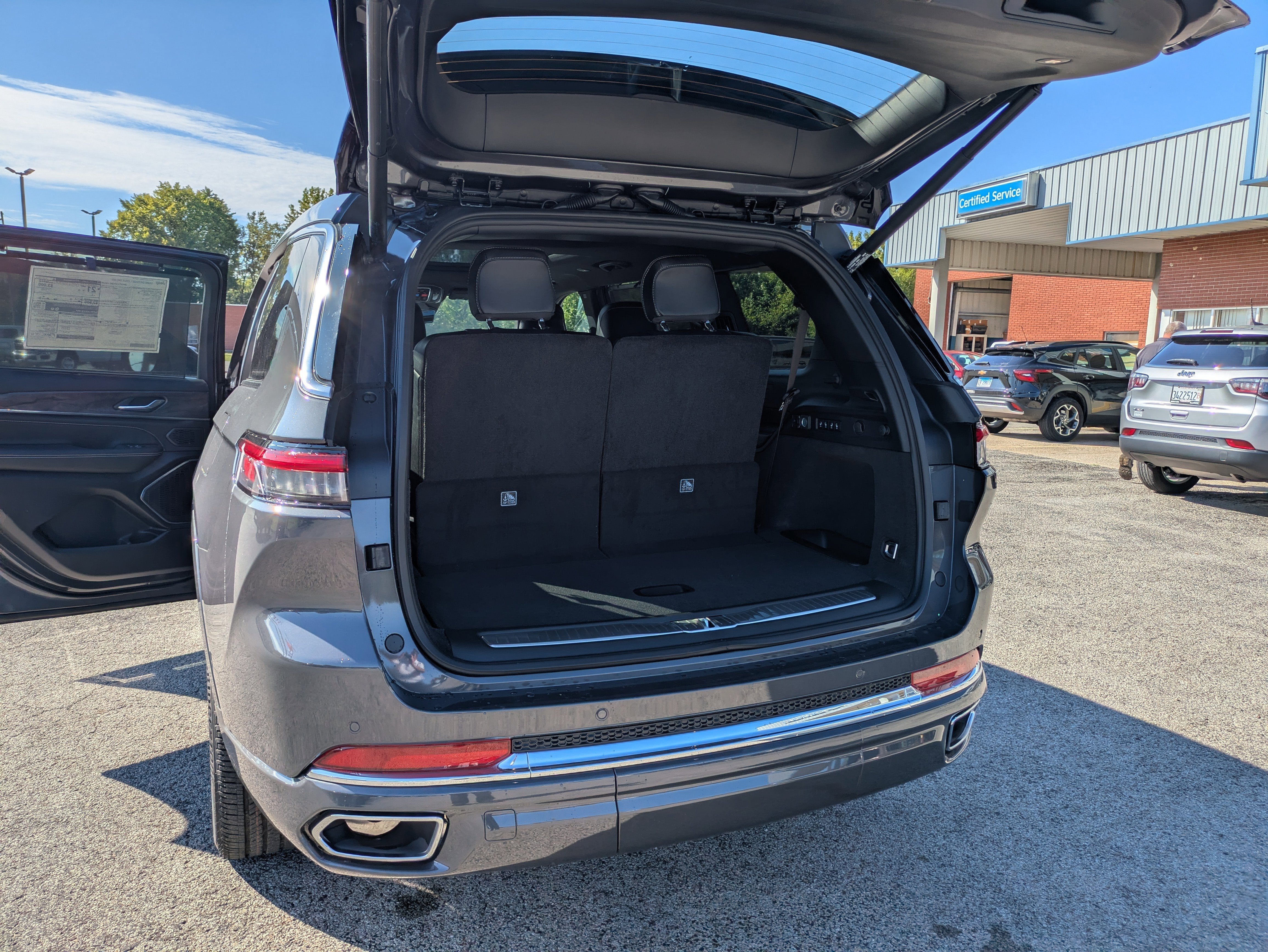 2025 Jeep Grand Cherokee GRAND CHEROKEE L OVERLAND 4X4