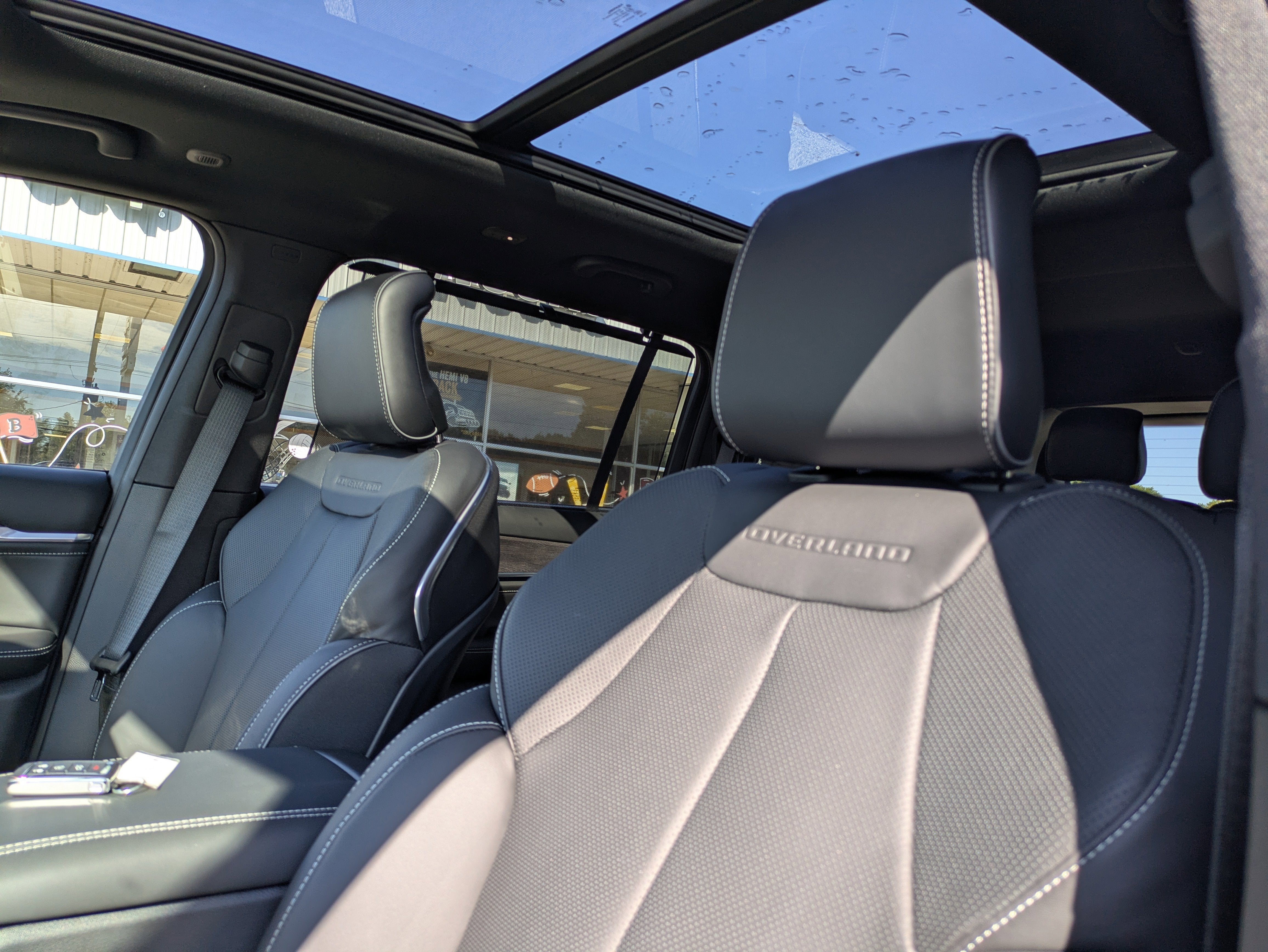 2025 Jeep Grand Cherokee GRAND CHEROKEE L OVERLAND 4X4