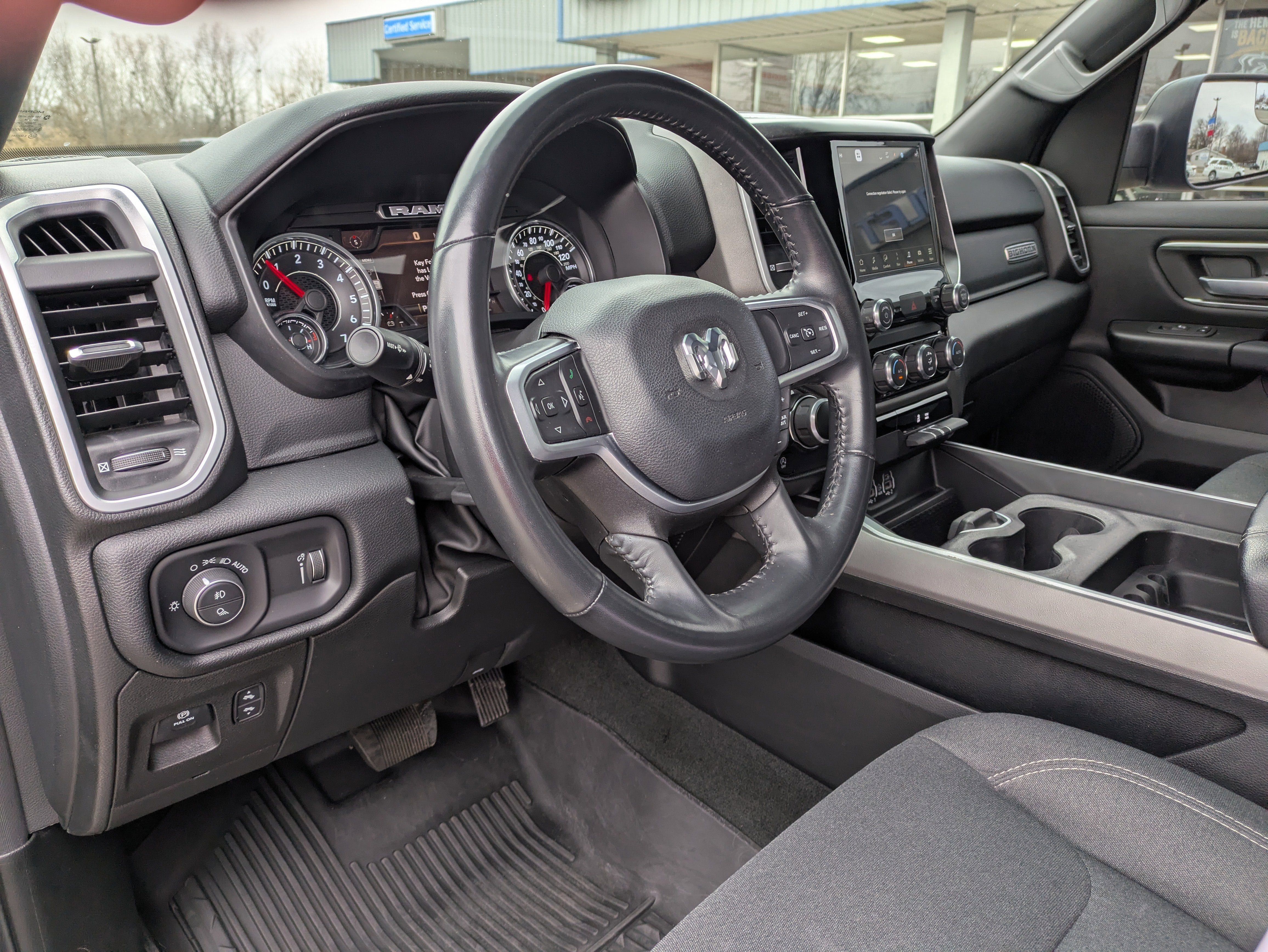 2022 RAM 1500 Big Horn Crew Cab 4x4 5'7' Box