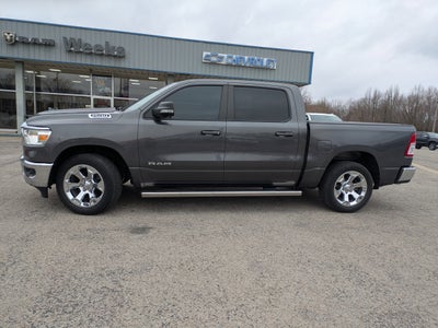 2022 RAM 1500 Big Horn Crew Cab 4x4 5'7' Box