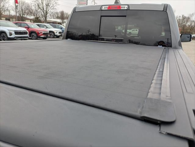 2022 RAM 1500 Big Horn Crew Cab 4x4 5'7' Box