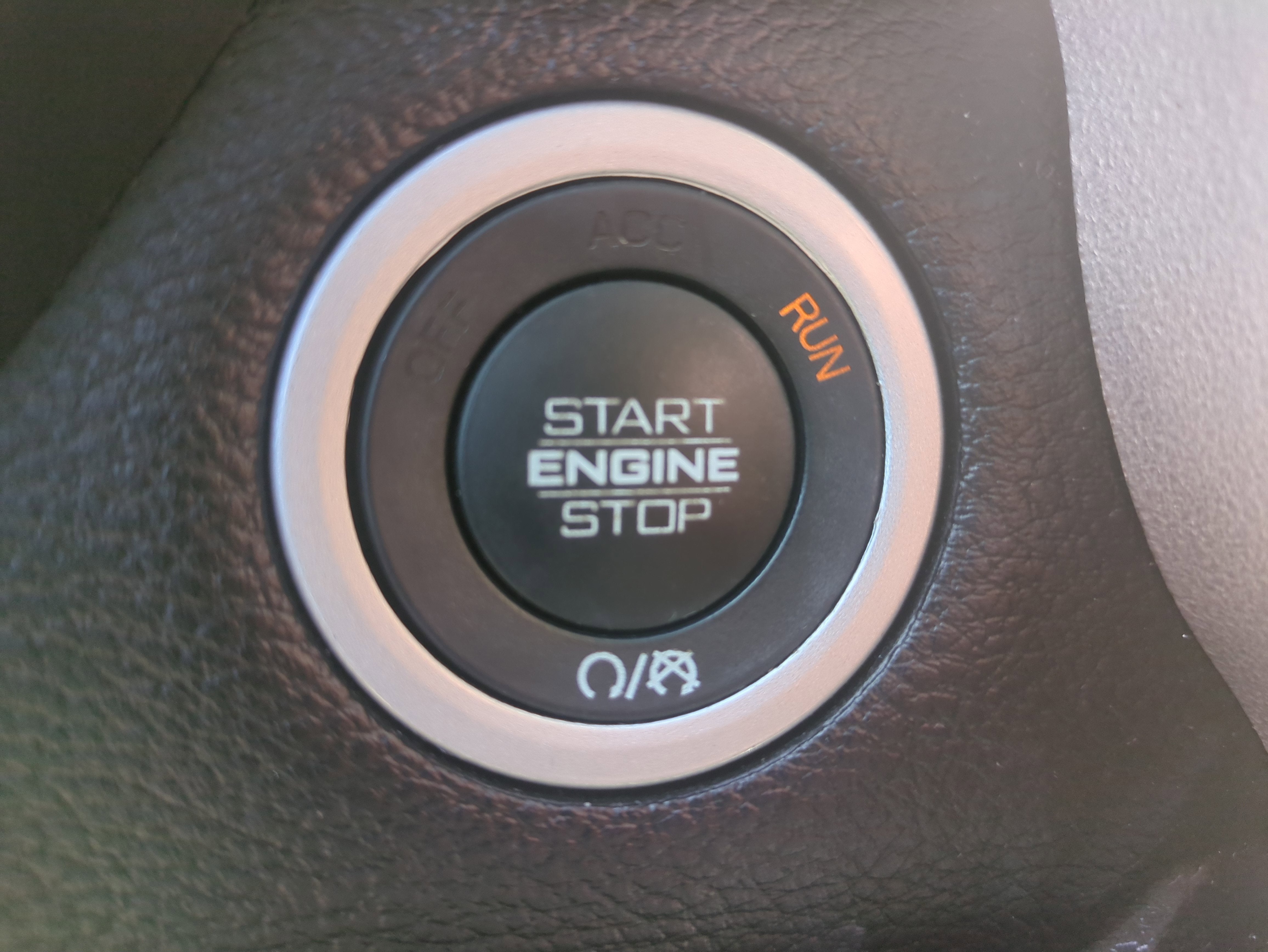 2022 RAM 1500 Laramie Crew Cab 4x4 5'7' Box
