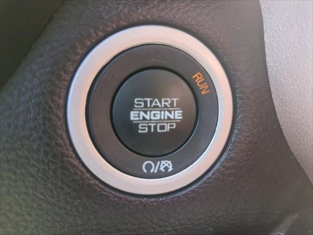 2022 RAM 1500 Laramie Crew Cab 4x4 5'7' Box
