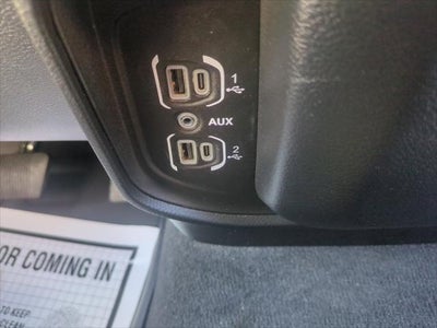 2022 RAM 1500 Laramie Crew Cab 4x4 5'7' Box