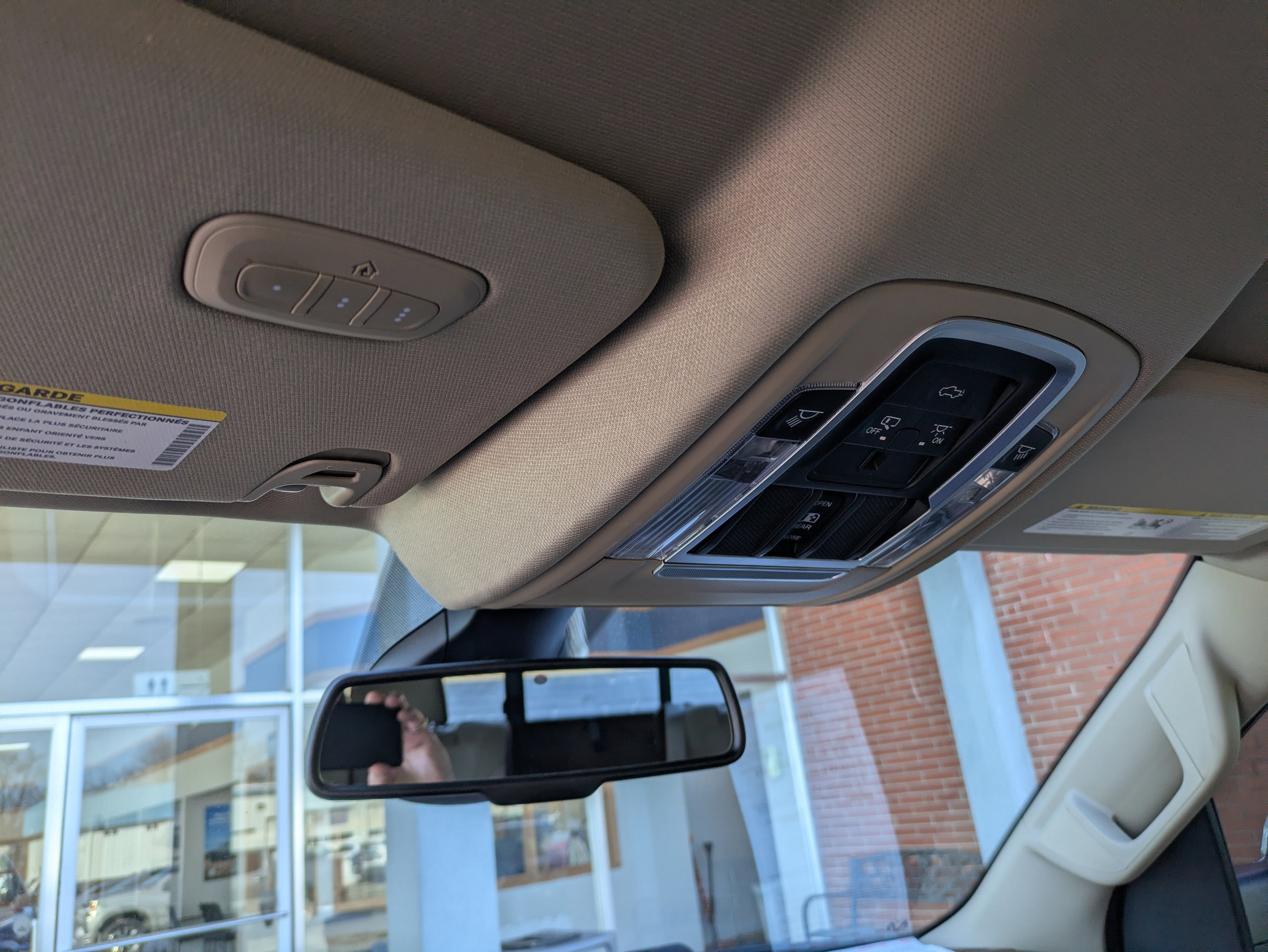 2020 RAM 1500 Laramie Crew Cab 4x4 5'7' Box