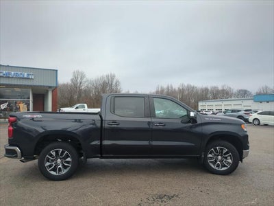 2022 Chevrolet Silverado 1500 4WD Crew Cab Short Bed LT with 2FL