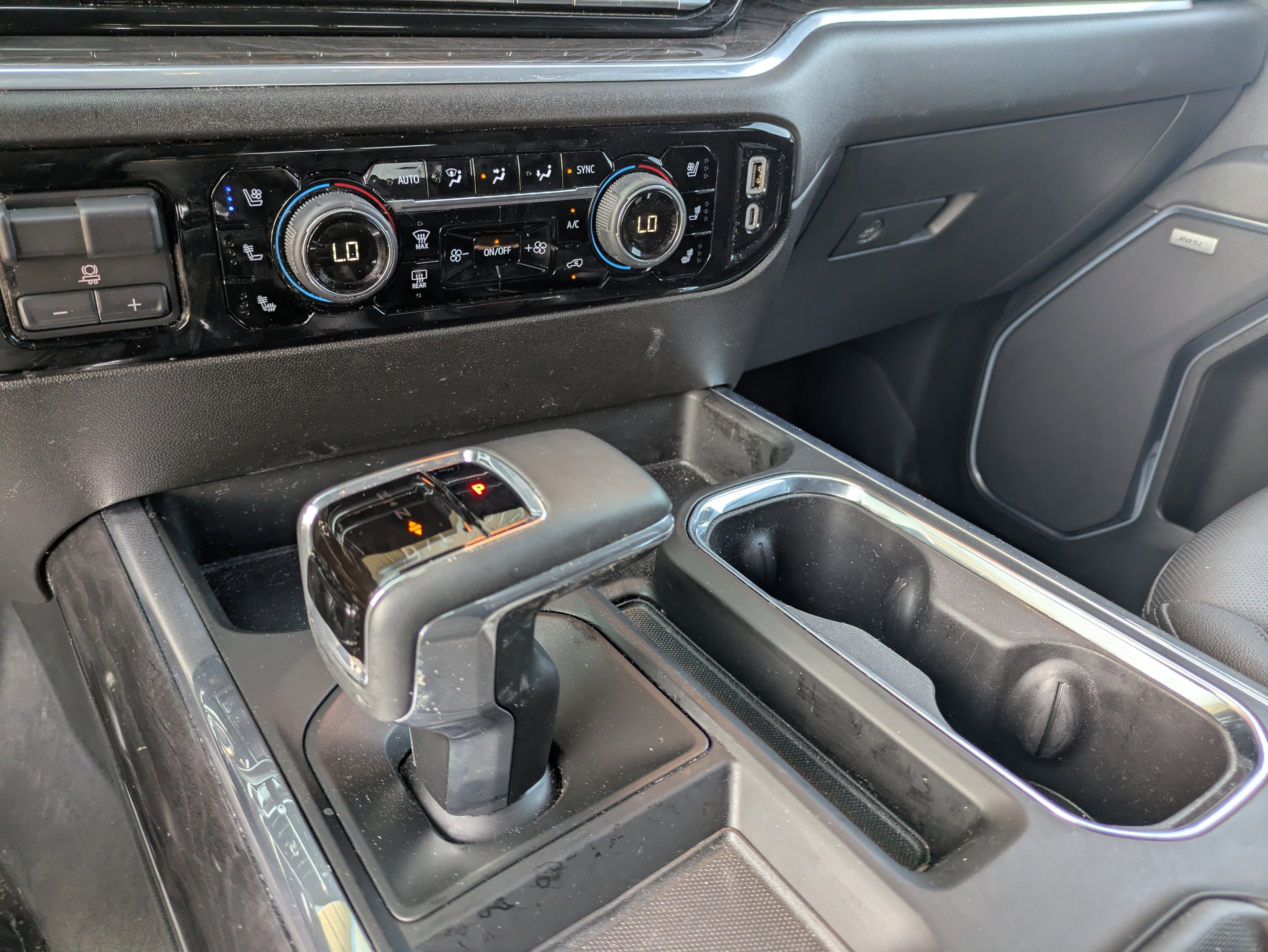 2025 Chevrolet Silverado 1500 4WD Crew Cab Short Bed LTZ