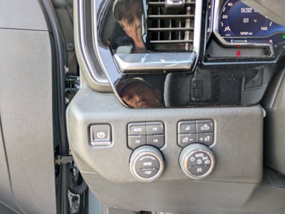 2025 Chevrolet Silverado 1500 4WD Crew Cab Short Bed LTZ