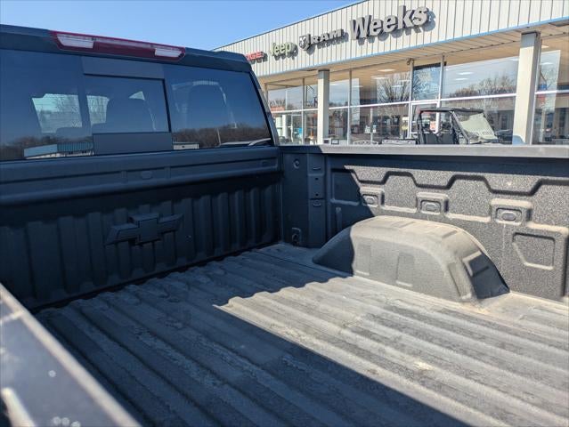 2025 Chevrolet Silverado 1500 4WD Crew Cab Short Bed LTZ