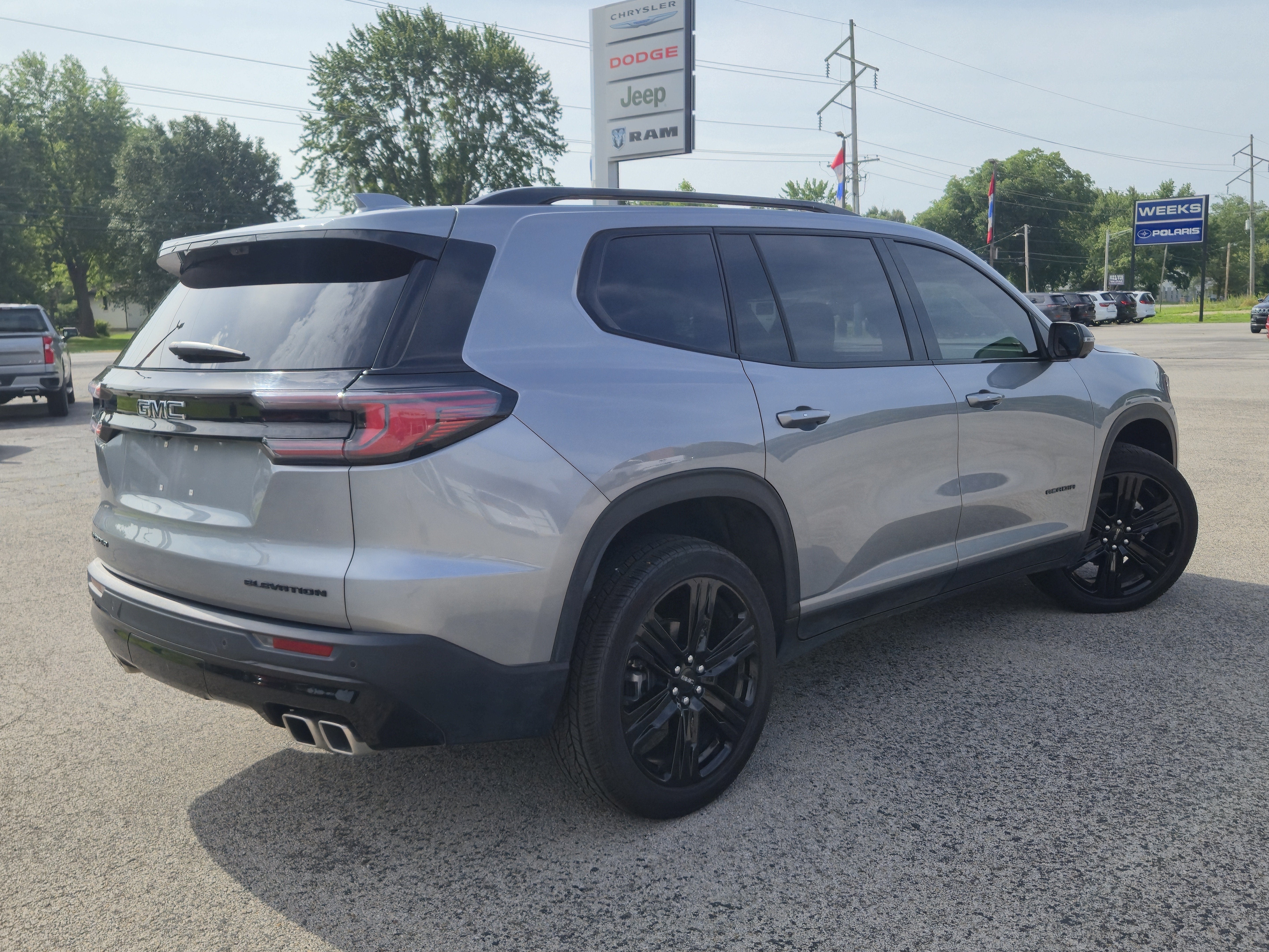 2026 GMC Acadia Elevation FWD