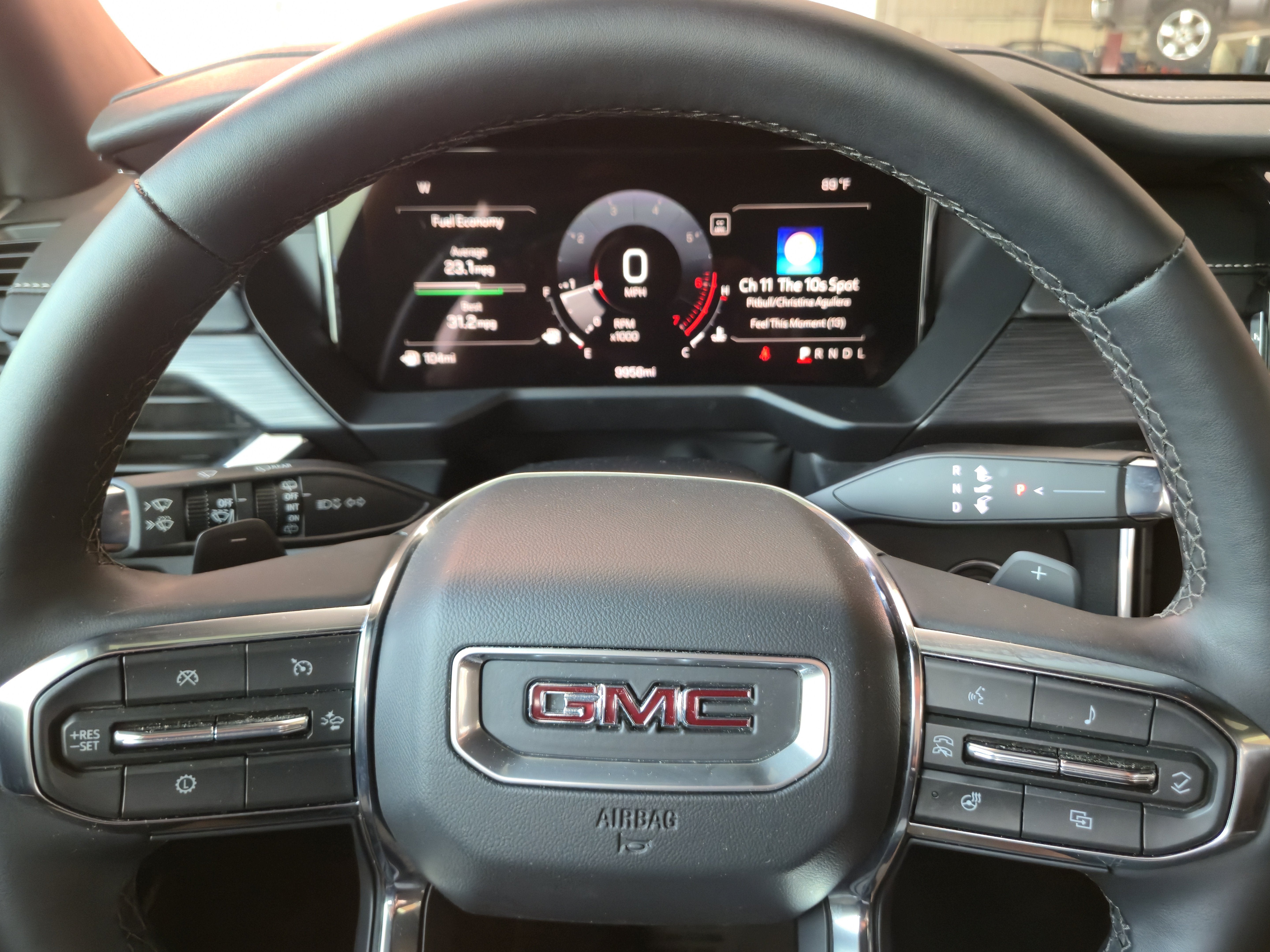2026 GMC Acadia Elevation FWD