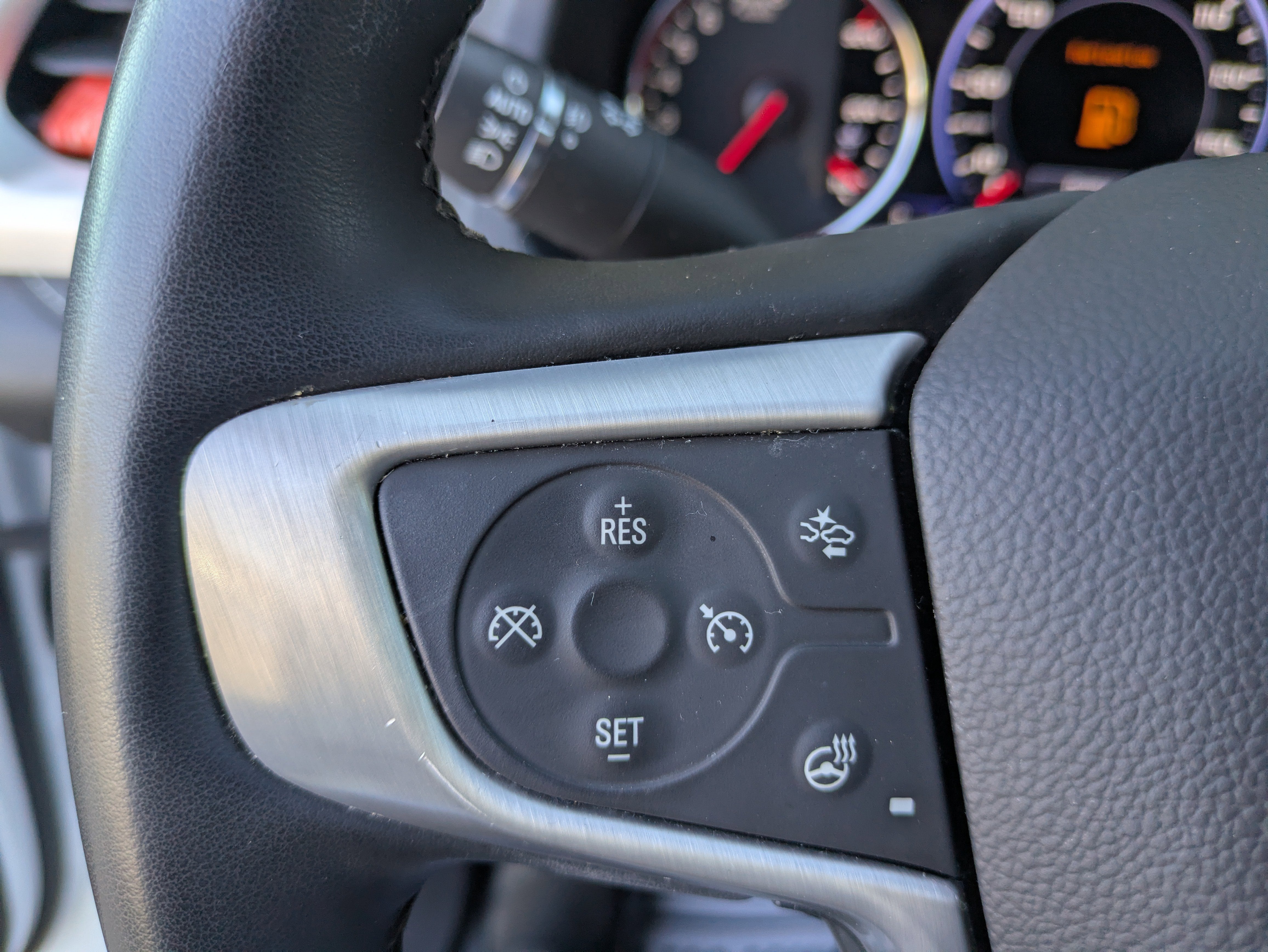 2023 GMC Acadia FWD SLT