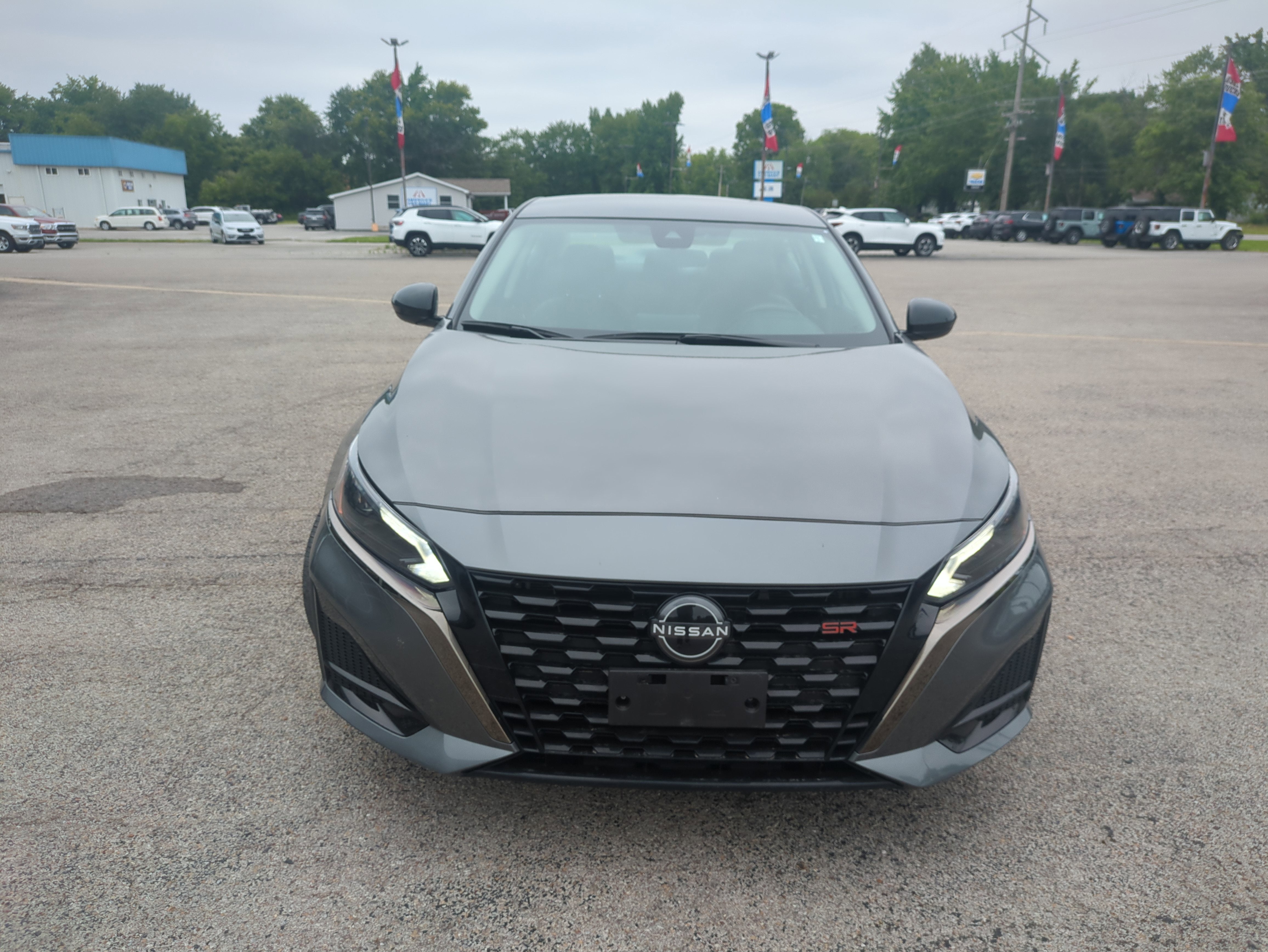 2024 Nissan Altima SR FWD