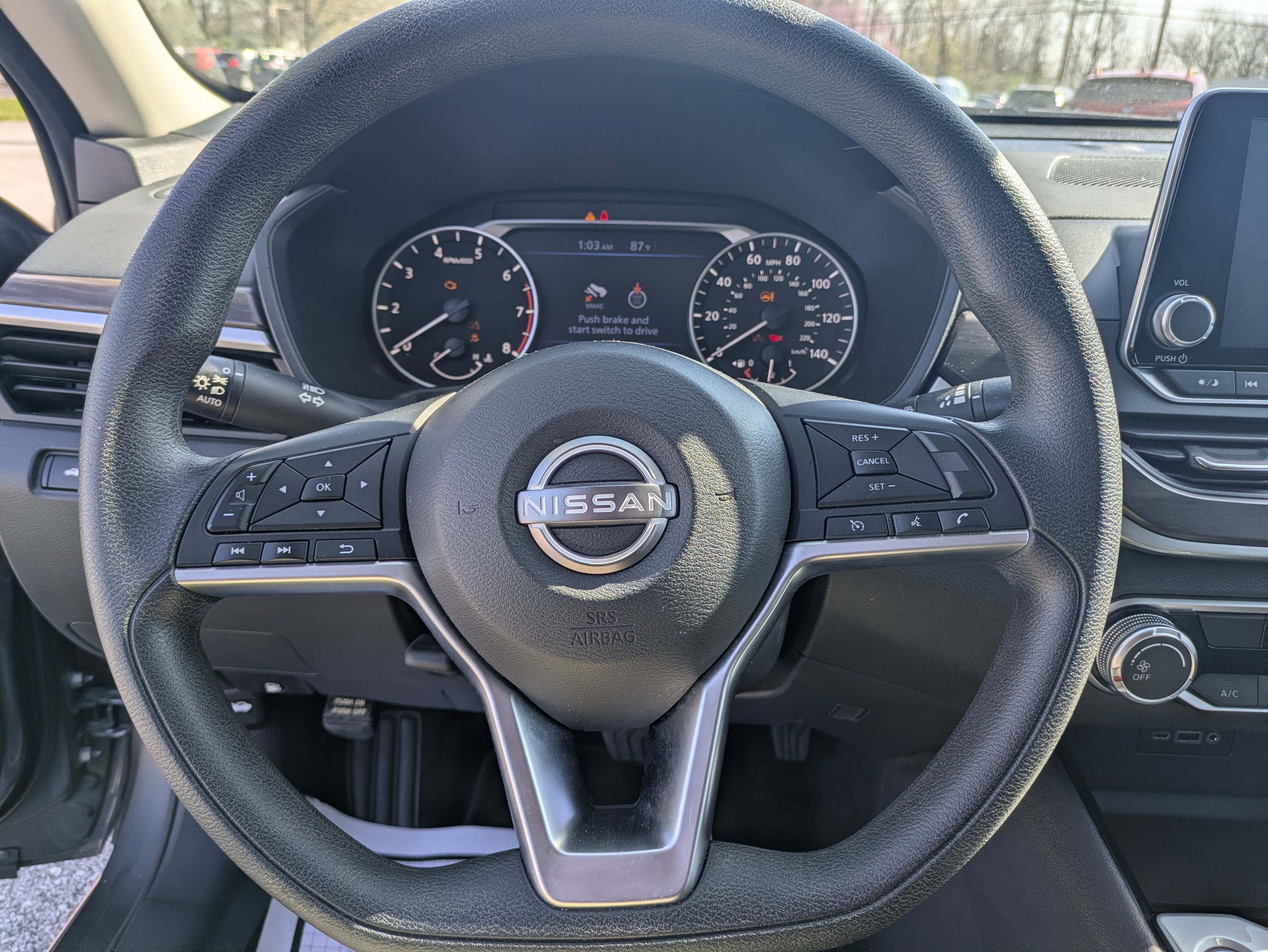 2024 Nissan Altima SV - Photo 13