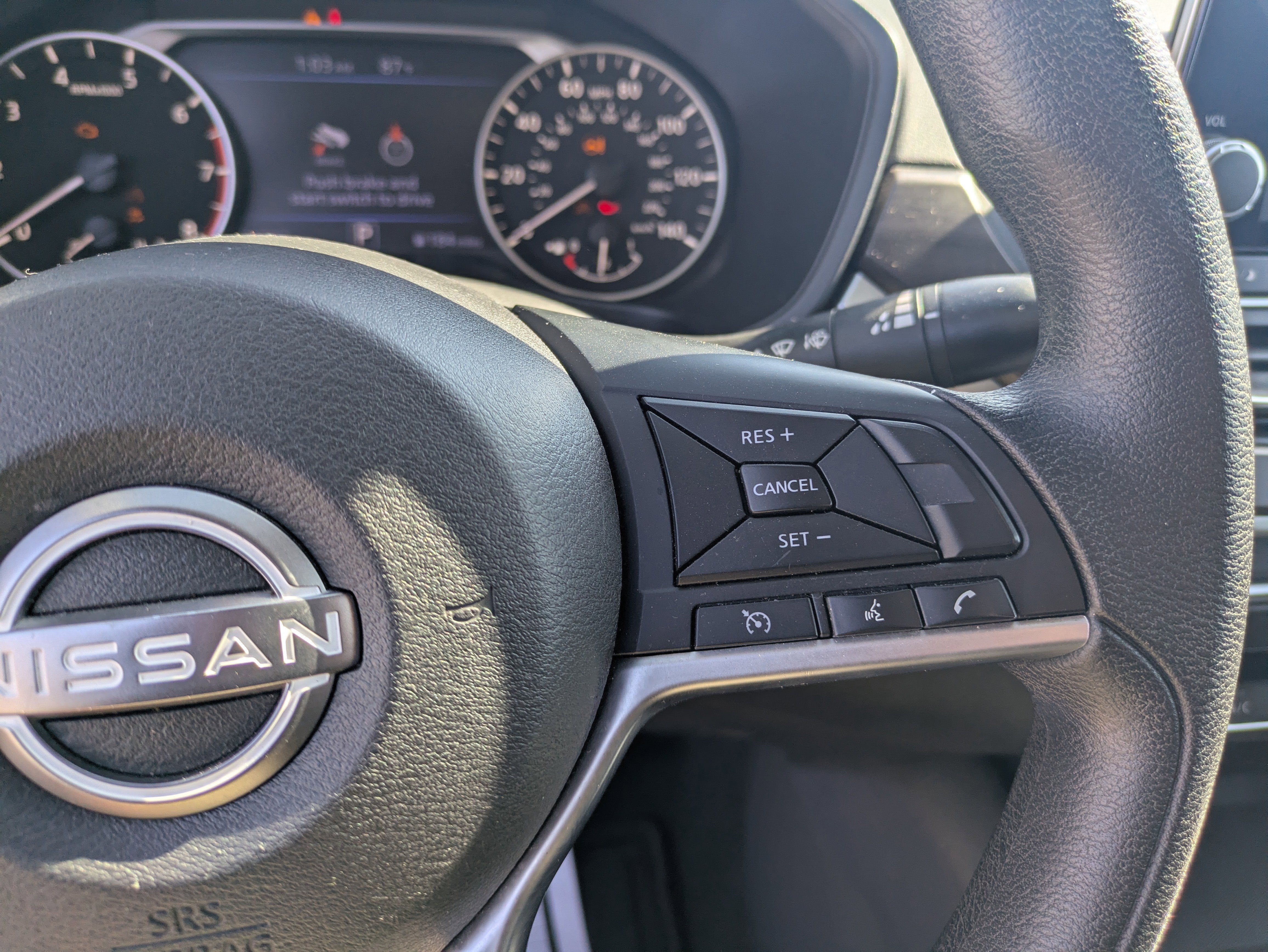 2024 Nissan Altima SV - Photo 14