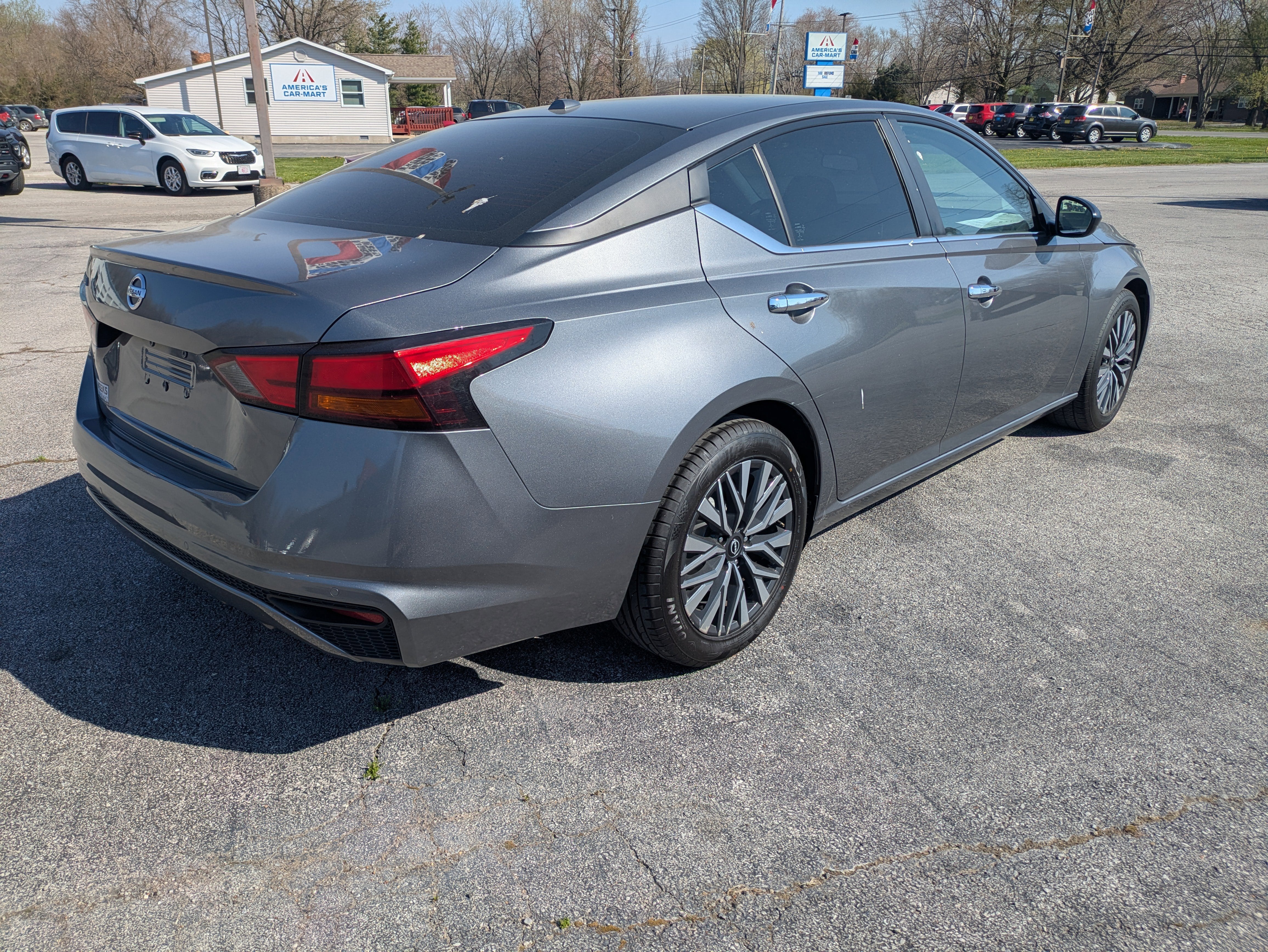 2024 Nissan Altima SV FWD