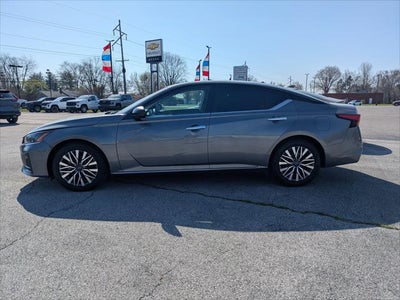 2024 Nissan Altima SV FWD