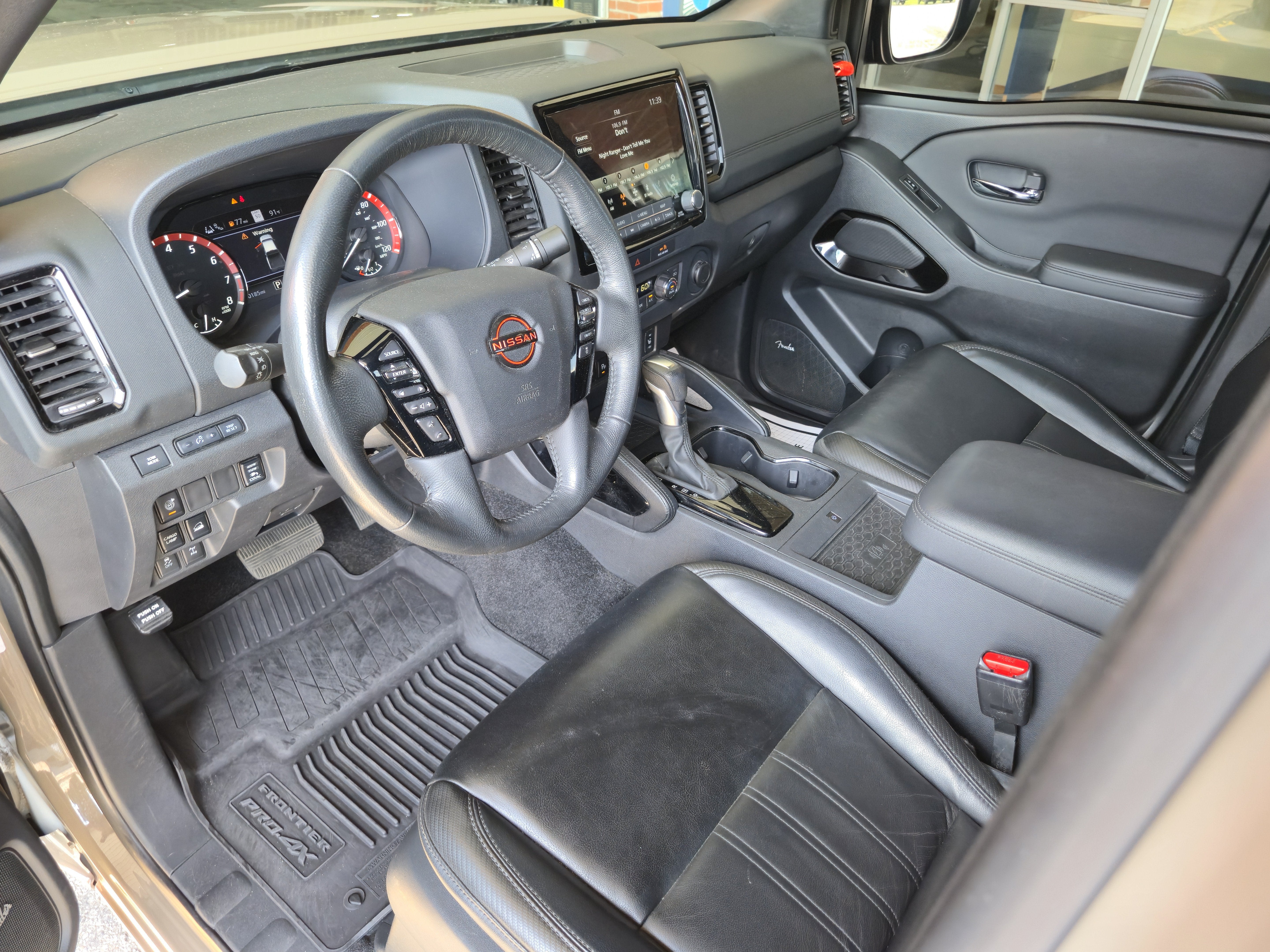 2022 Nissan Frontier Crew Cab PRO-4X 4x4