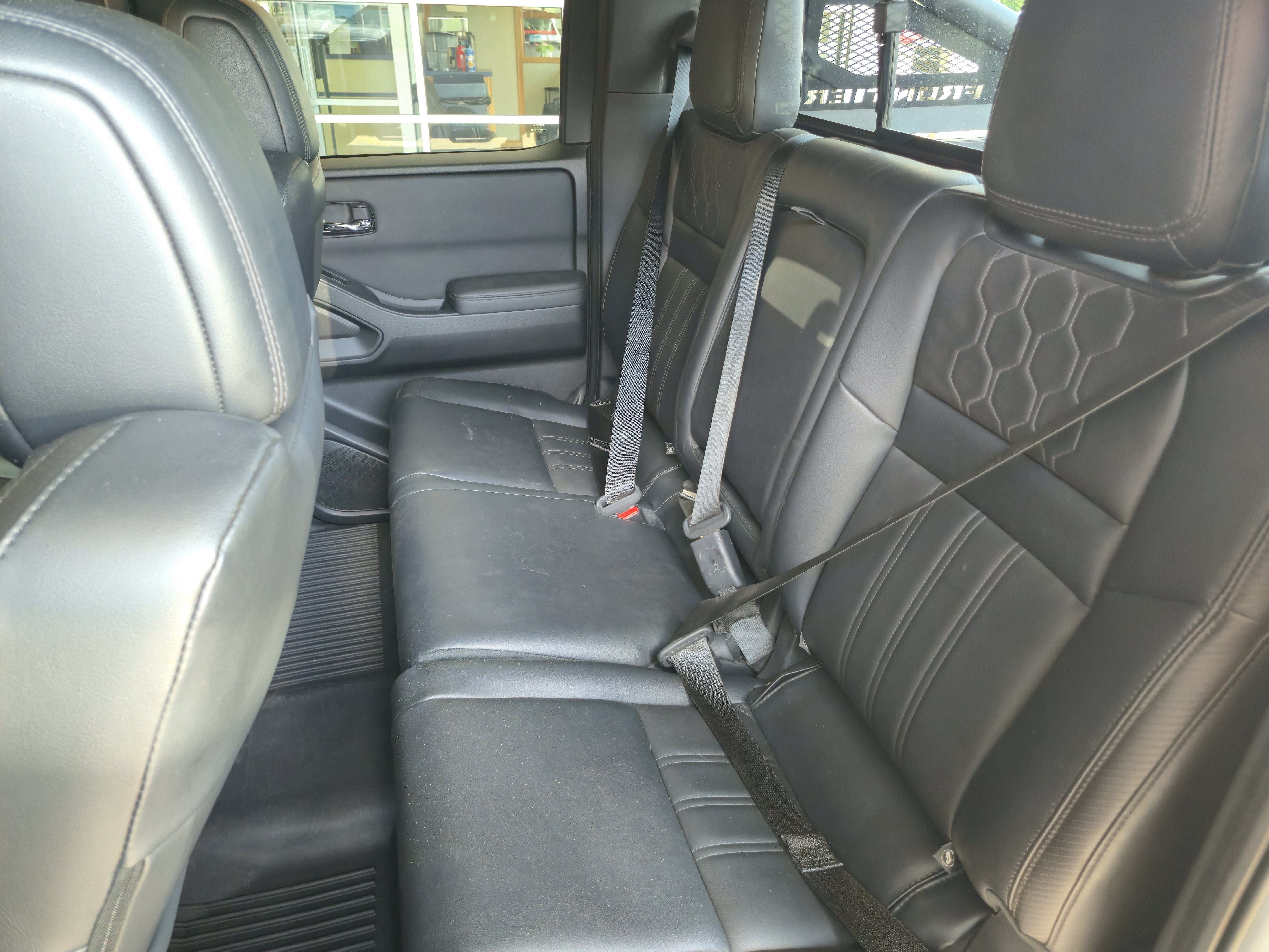 2022 Nissan Frontier Crew Cab PRO-4X 4x4