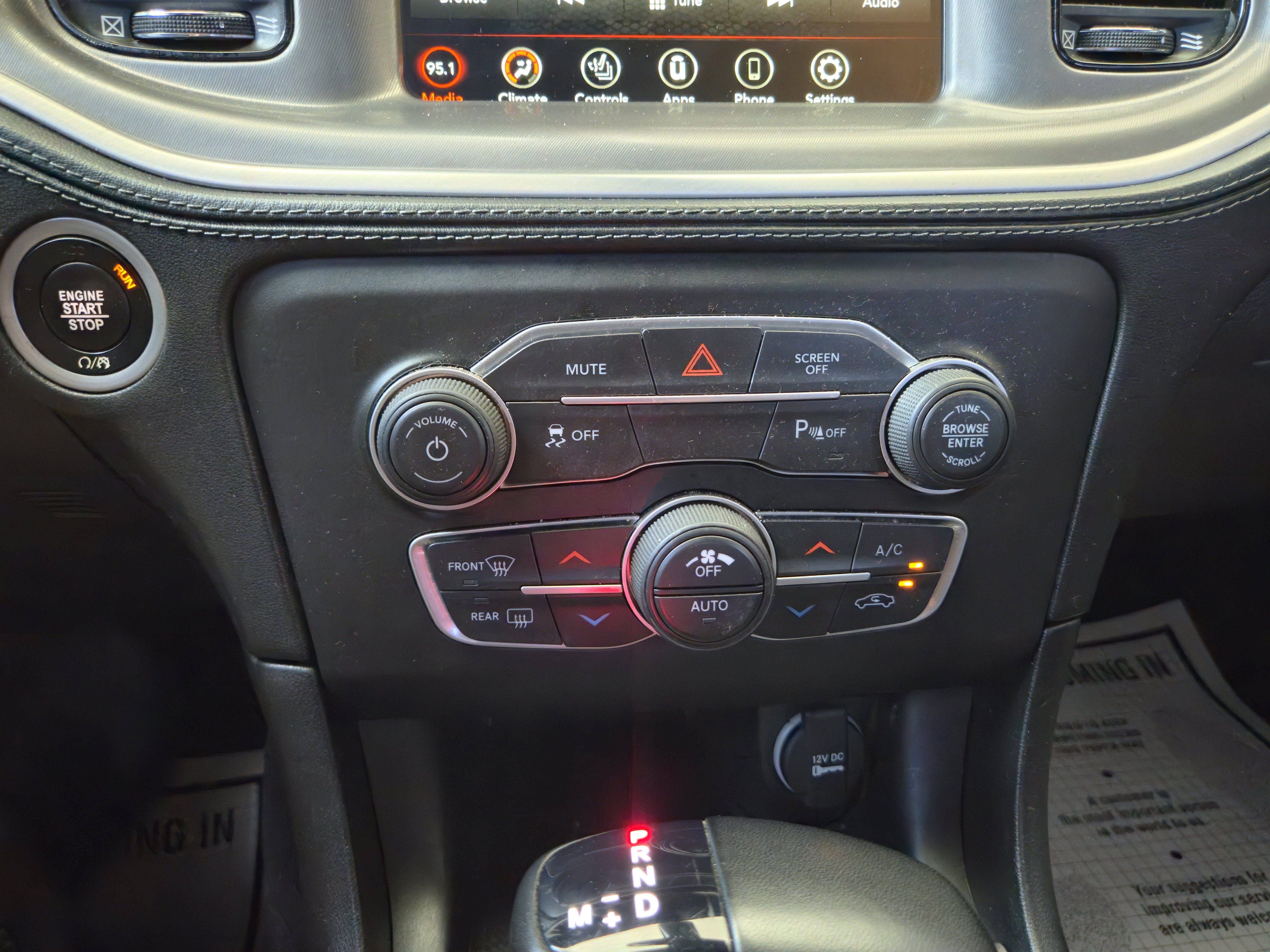 2022 Dodge Charger SXT RWD