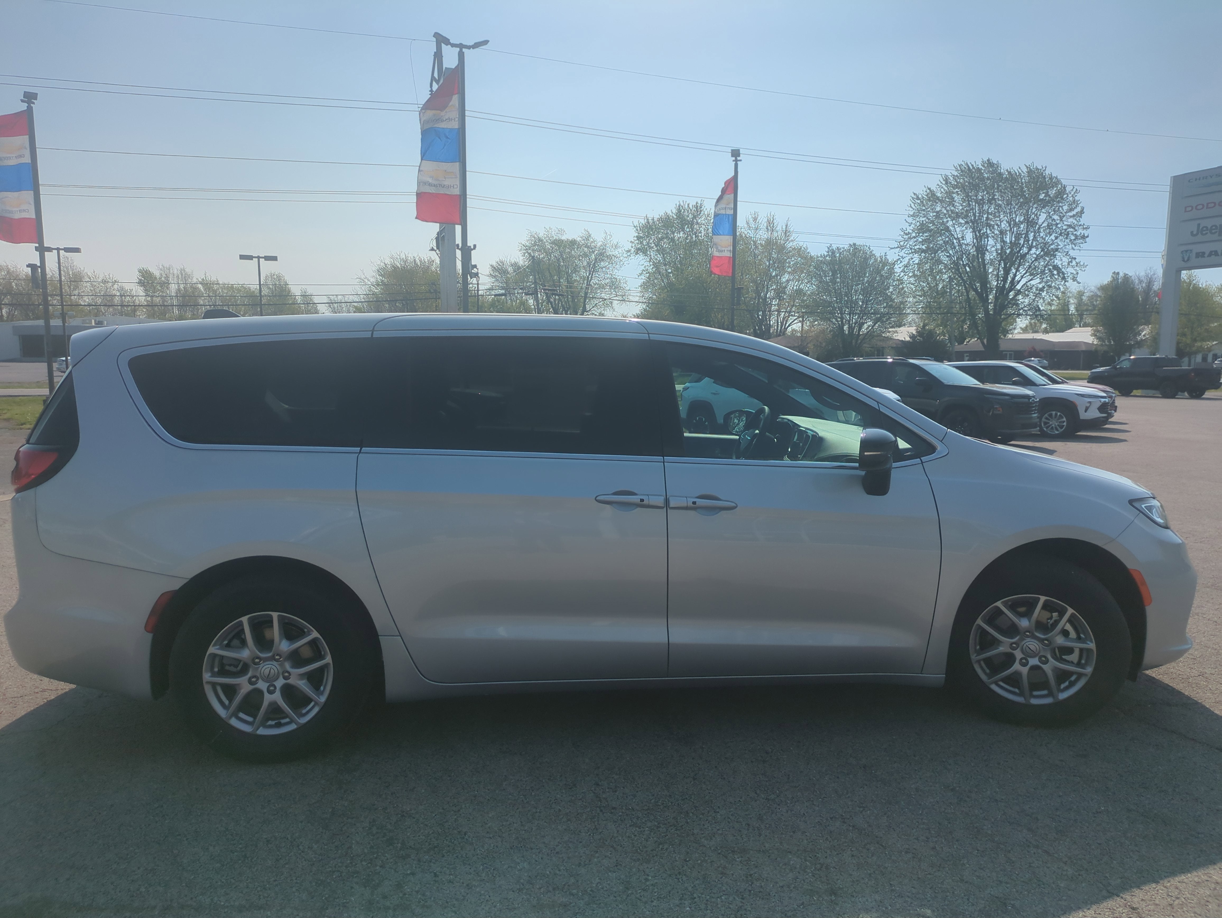 2026 Chrysler Pacifica PACIFICA SELECT