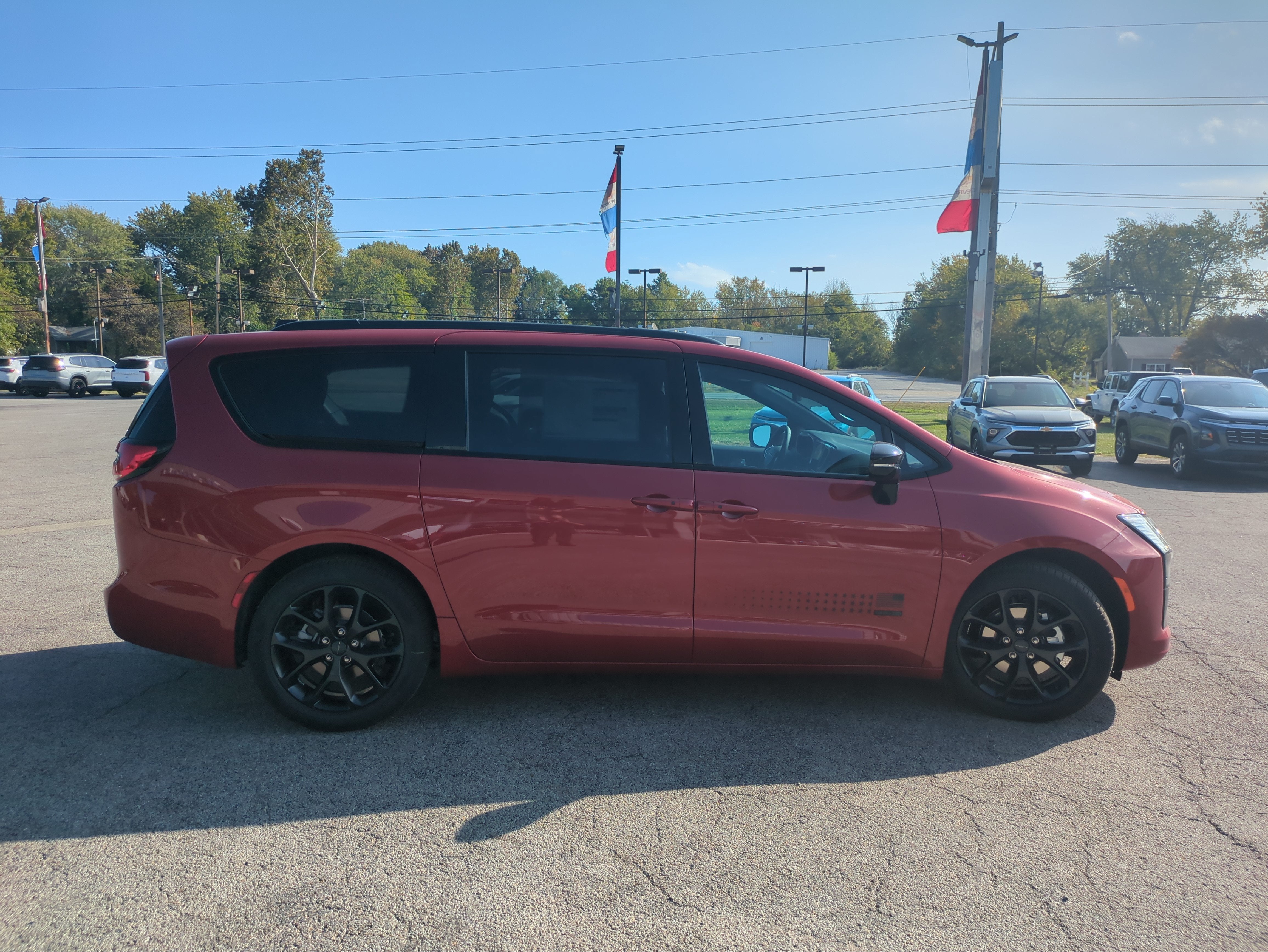 2027 Chrysler Pacifica PACIFICA SELECT