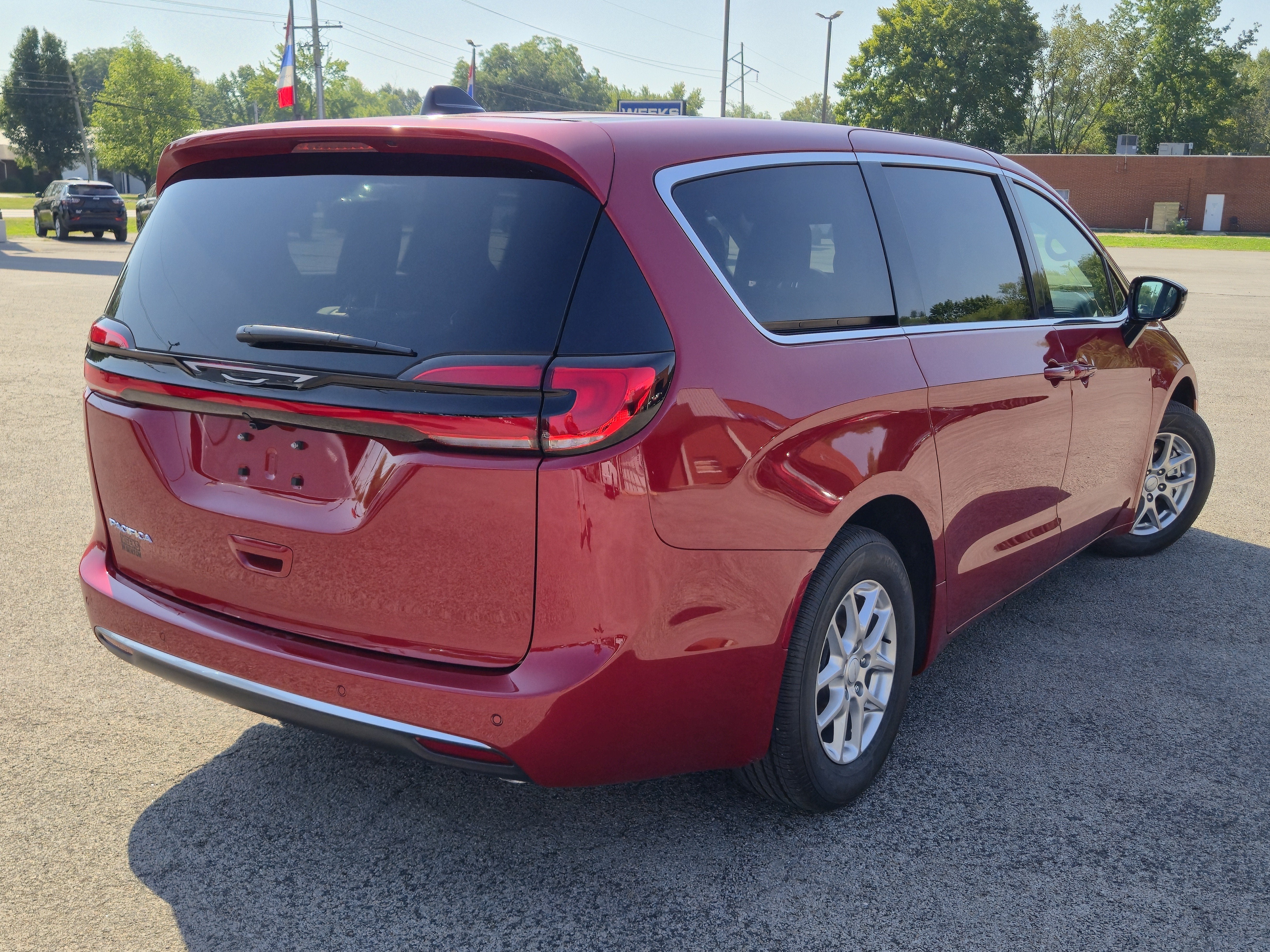 2027 Chrysler Pacifica PACIFICA SELECT