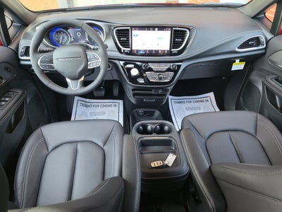 2027 Chrysler Pacifica PACIFICA SELECT