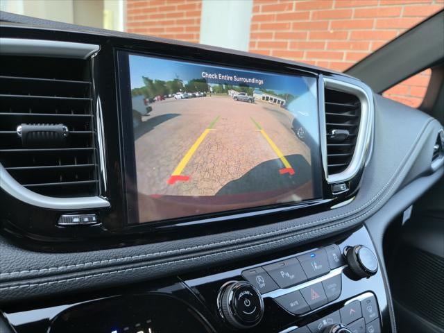 2027 Chrysler Pacifica PACIFICA SELECT