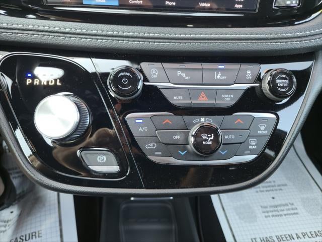 2027 Chrysler Pacifica PACIFICA SELECT