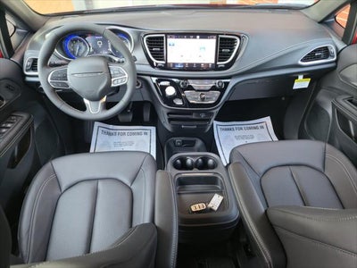 2027 Chrysler Pacifica PACIFICA SELECT