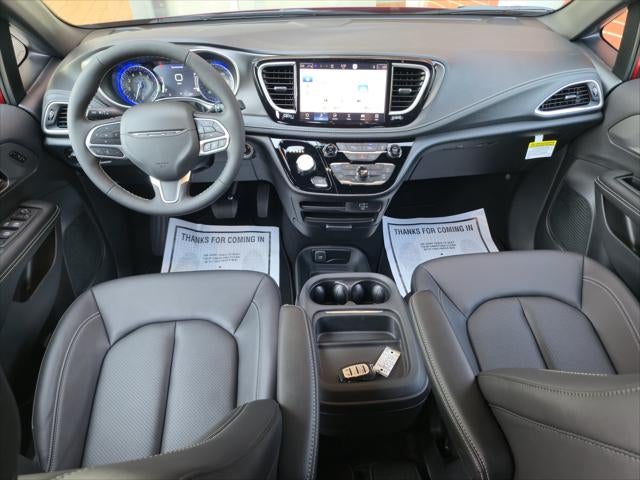 2027 Chrysler Pacifica PACIFICA SELECT