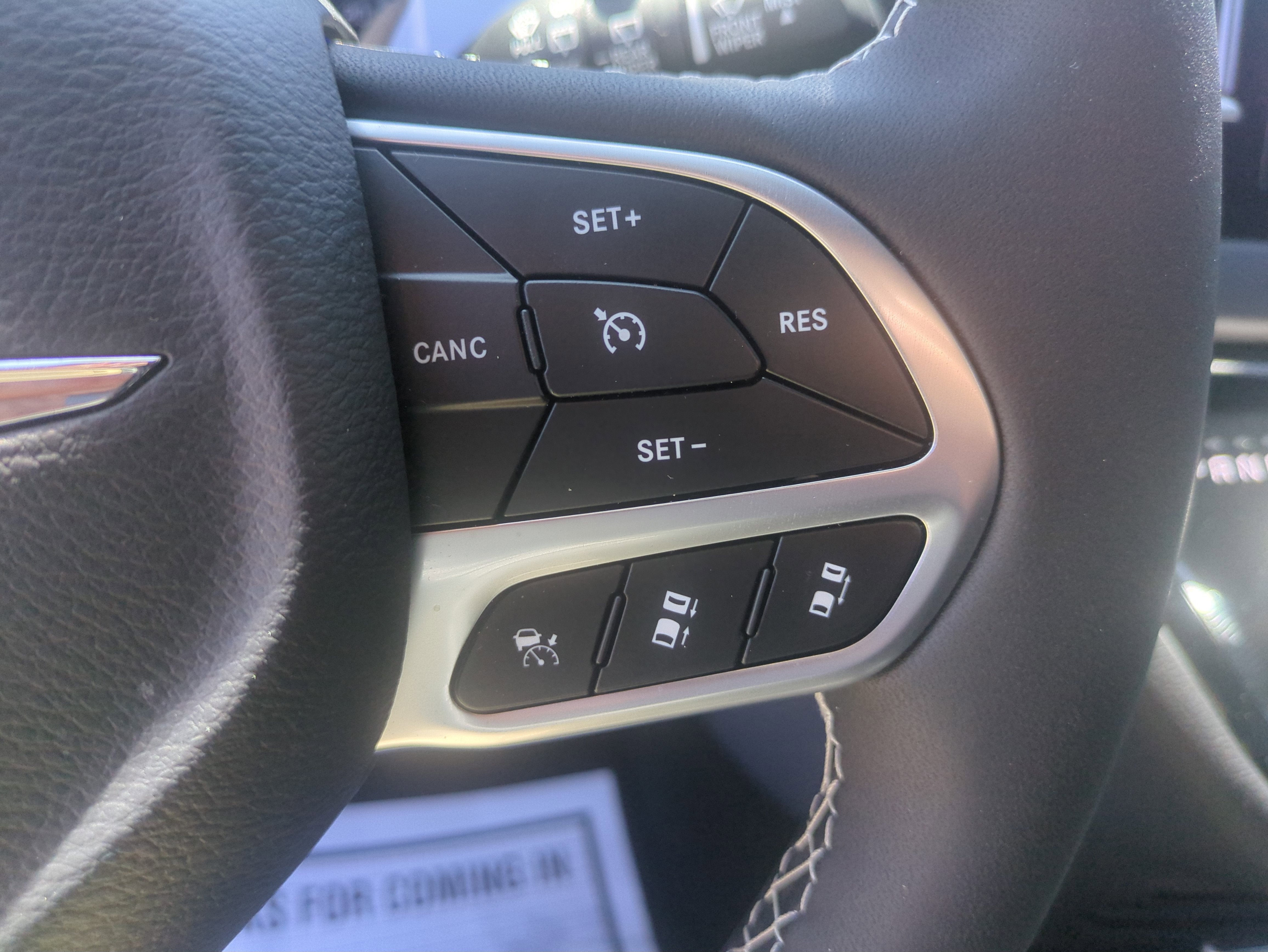 2026 Chrysler Voyager LX