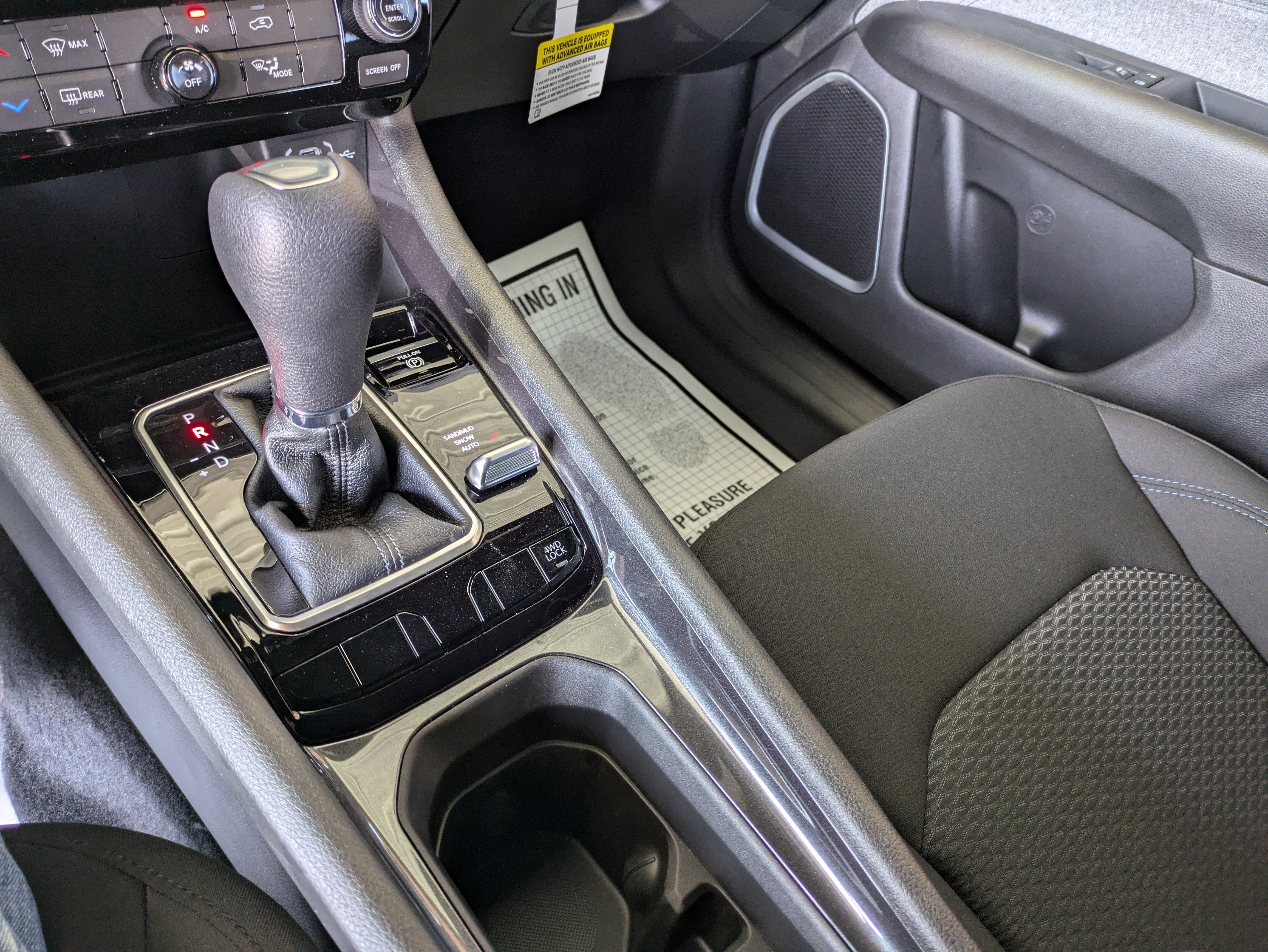 2025 Jeep Compass COMPASS SPORT 4X4