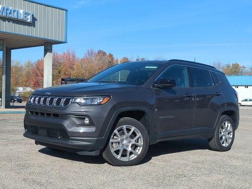2024 Jeep Compass Latitude Lux FWD