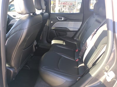 2024 Jeep Compass Latitude Lux FWD