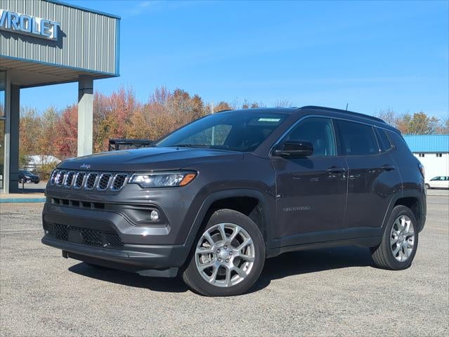 2024 Jeep Compass Latitude Lux FWD