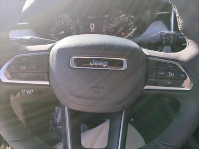 2024 Jeep Compass Latitude Lux FWD