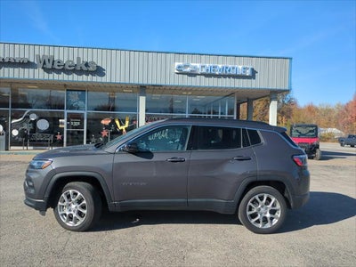 2024 Jeep Compass Latitude Lux FWD